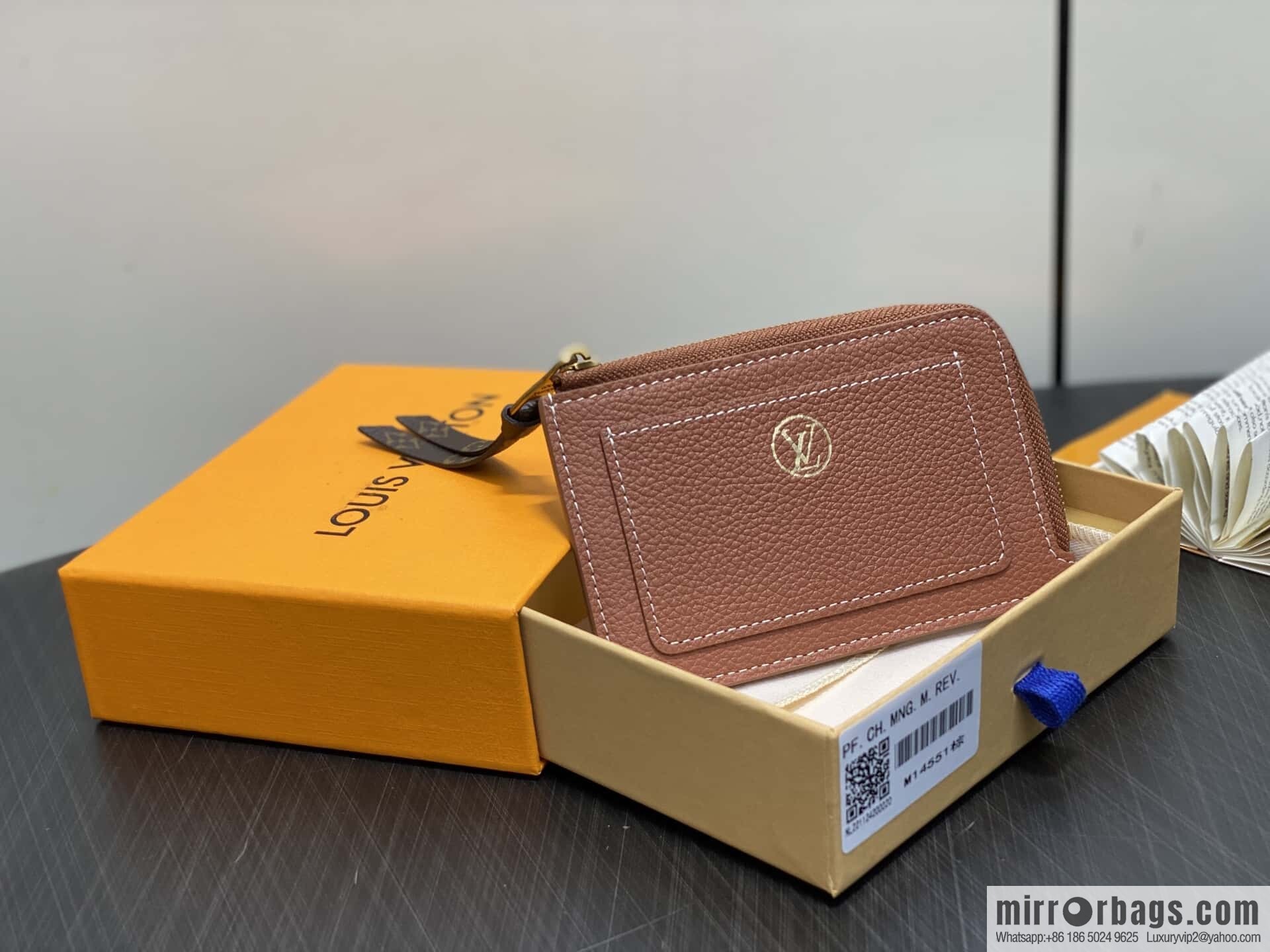 [Boutique‑grade] M14551 brown, full leather card bag change bag, new LOW KEY zipper card clip M14550 black