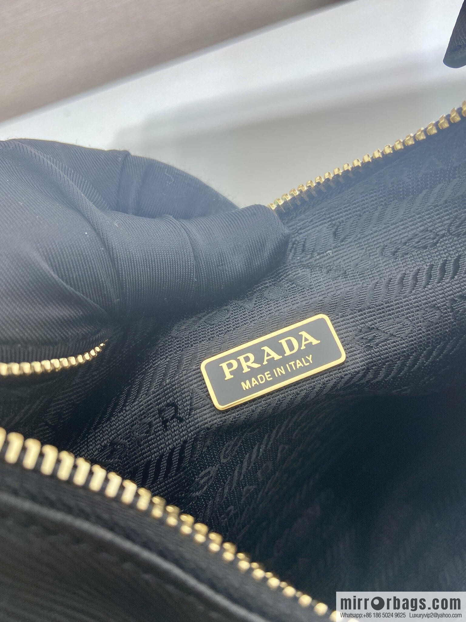 PRADA upgraded Hobo1BC204 cross pattern, black