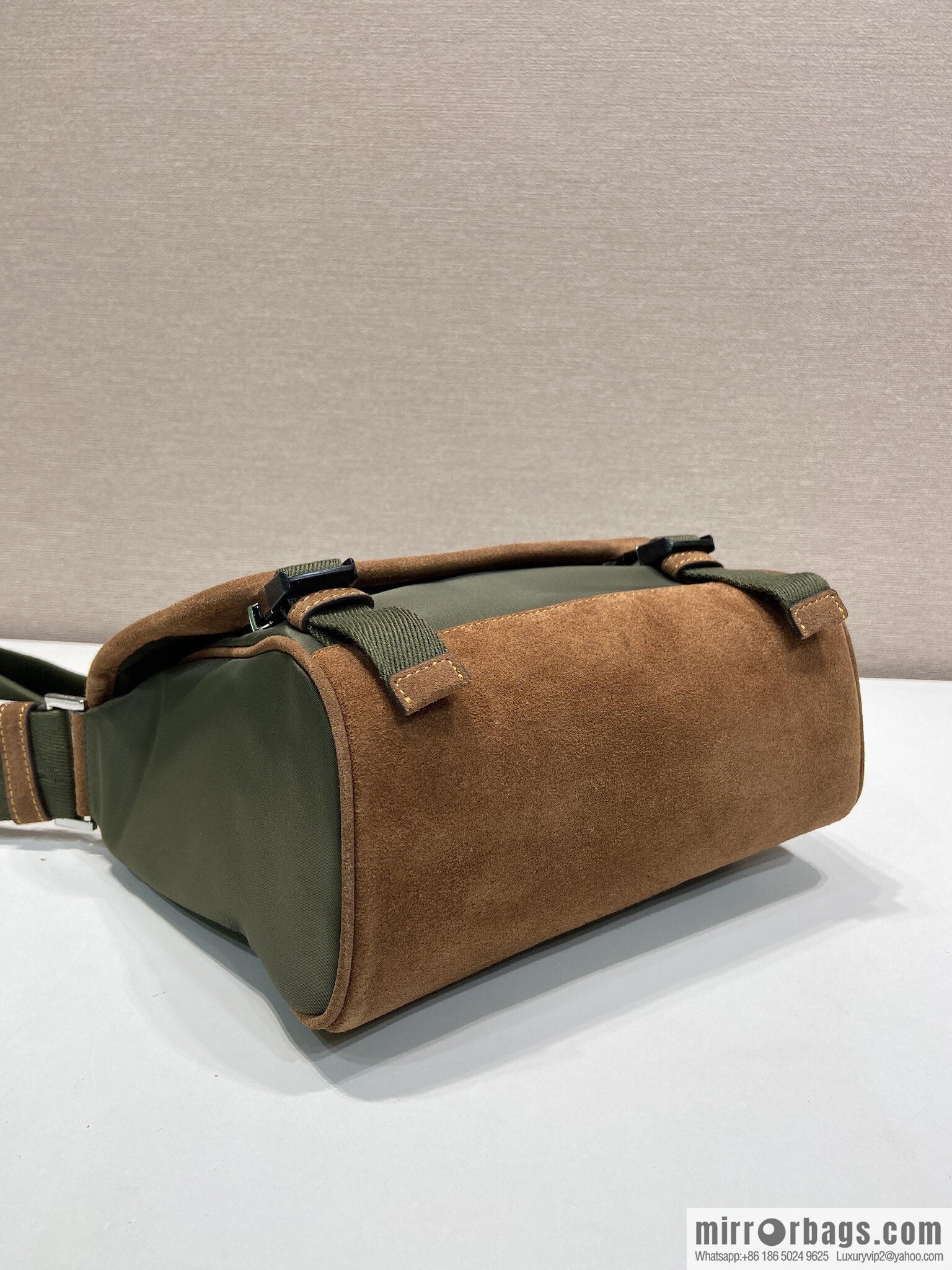 PRADA new mailman bag 2VD066S