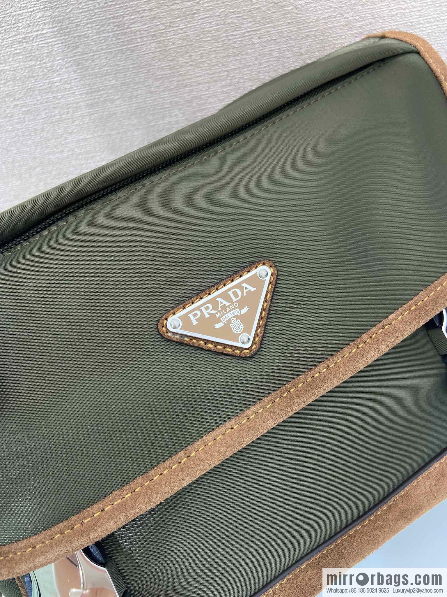 PRADA new mailman bag 2VD066S