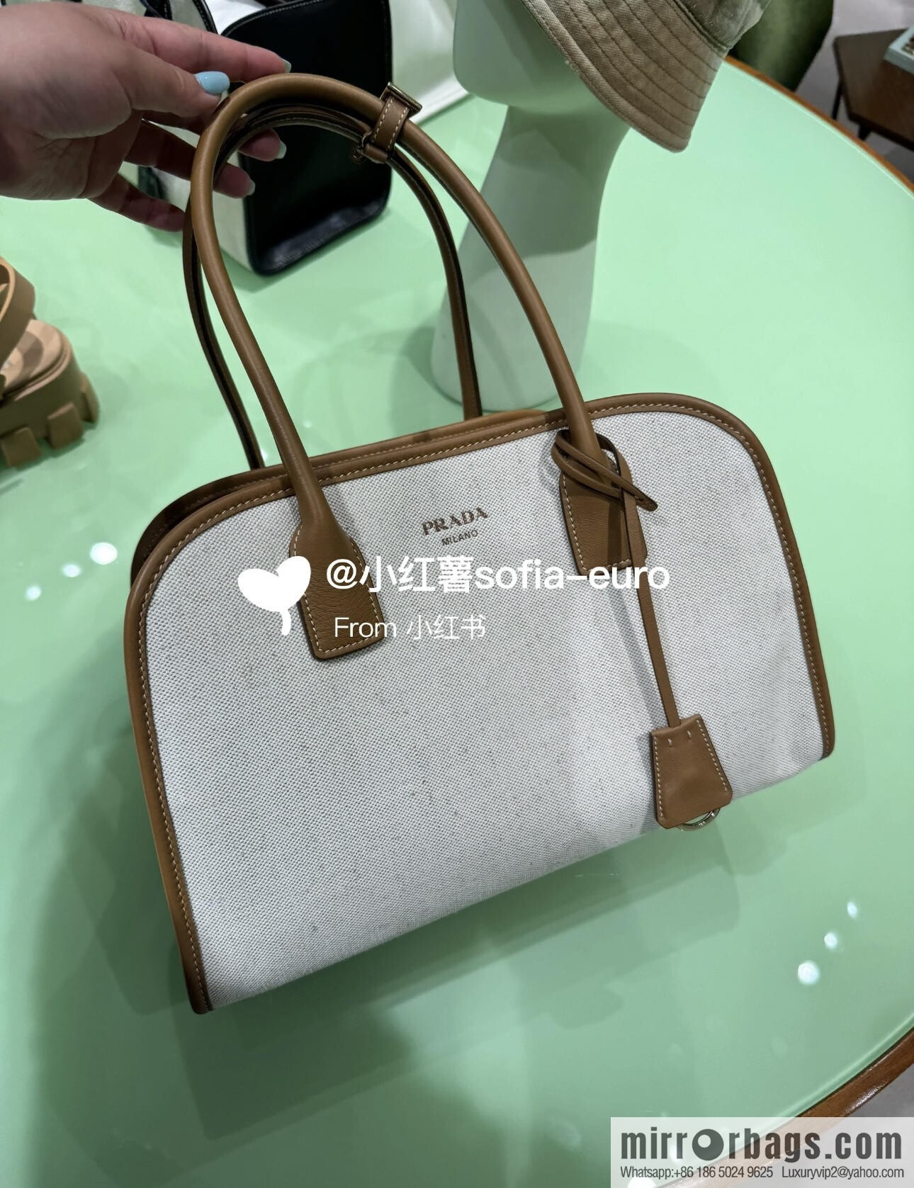 PRADA's new tote bag 1BG572 brown