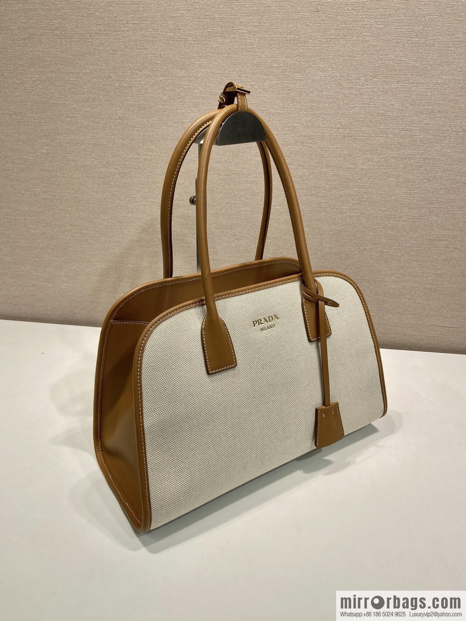 PRADA's new tote bag 1BG572 brown