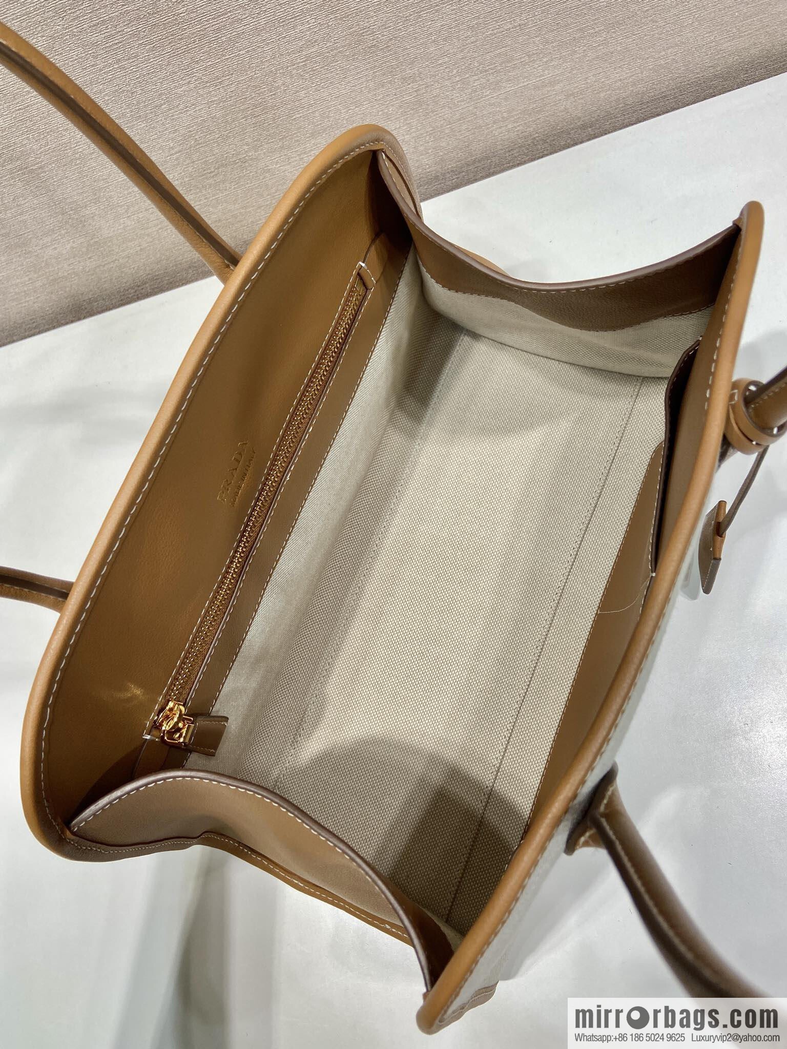 PRADA's new tote bag 1BG572 brown