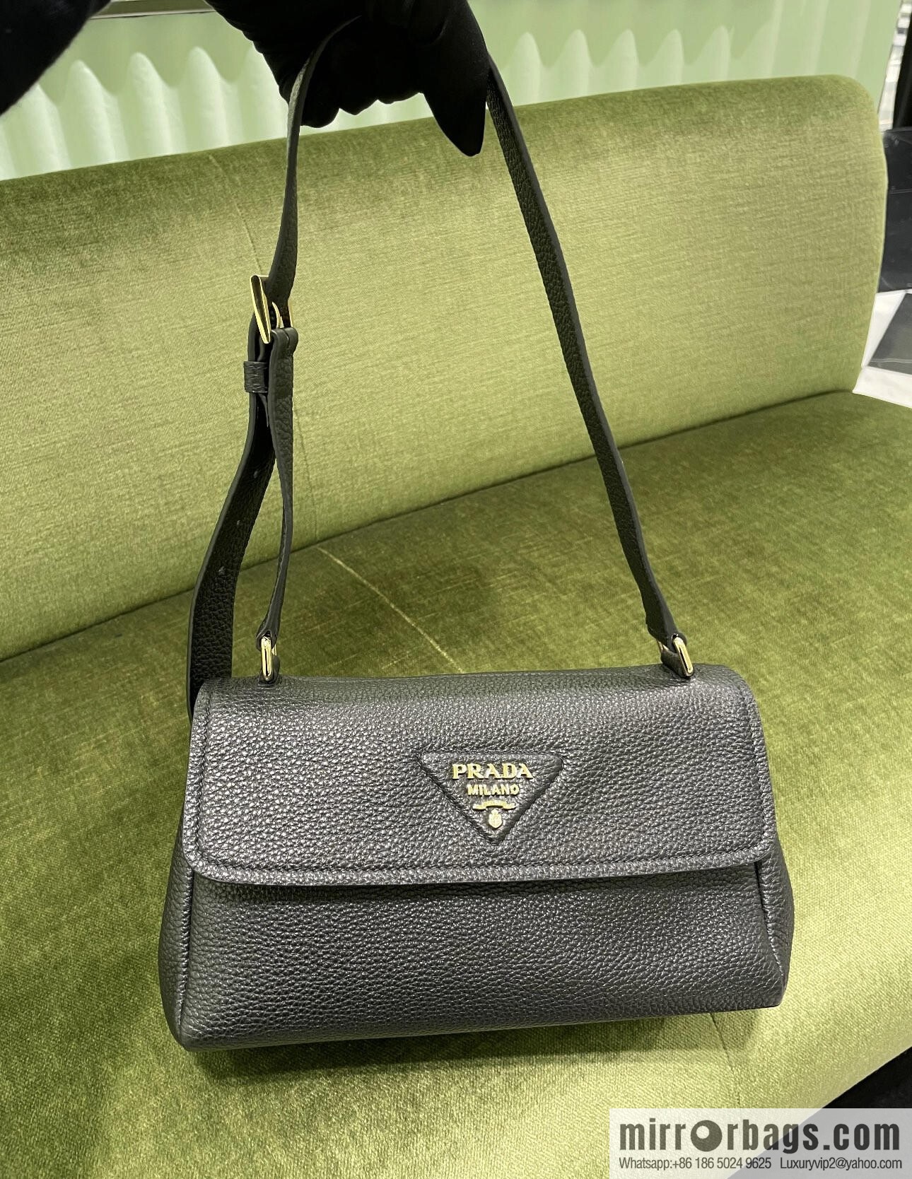 PRADA new 1BN022 black