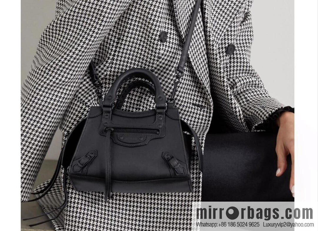 Balenciaga Neo Classic Locomotive Bag [Small] 638512 Black/Black Buckle
