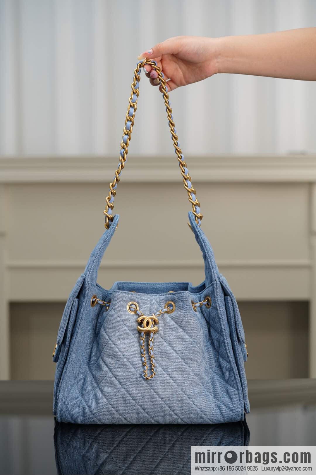 𝐂𝐡𝐚𝐧𝐞𝐥 𝟐𝟓𝐬 𝐬𝐦𝐚𝐥𝐥 𝐡𝐨𝐛𝐨 Drawstring Bucket Bag, Denim Blue 💙 Small AS5293