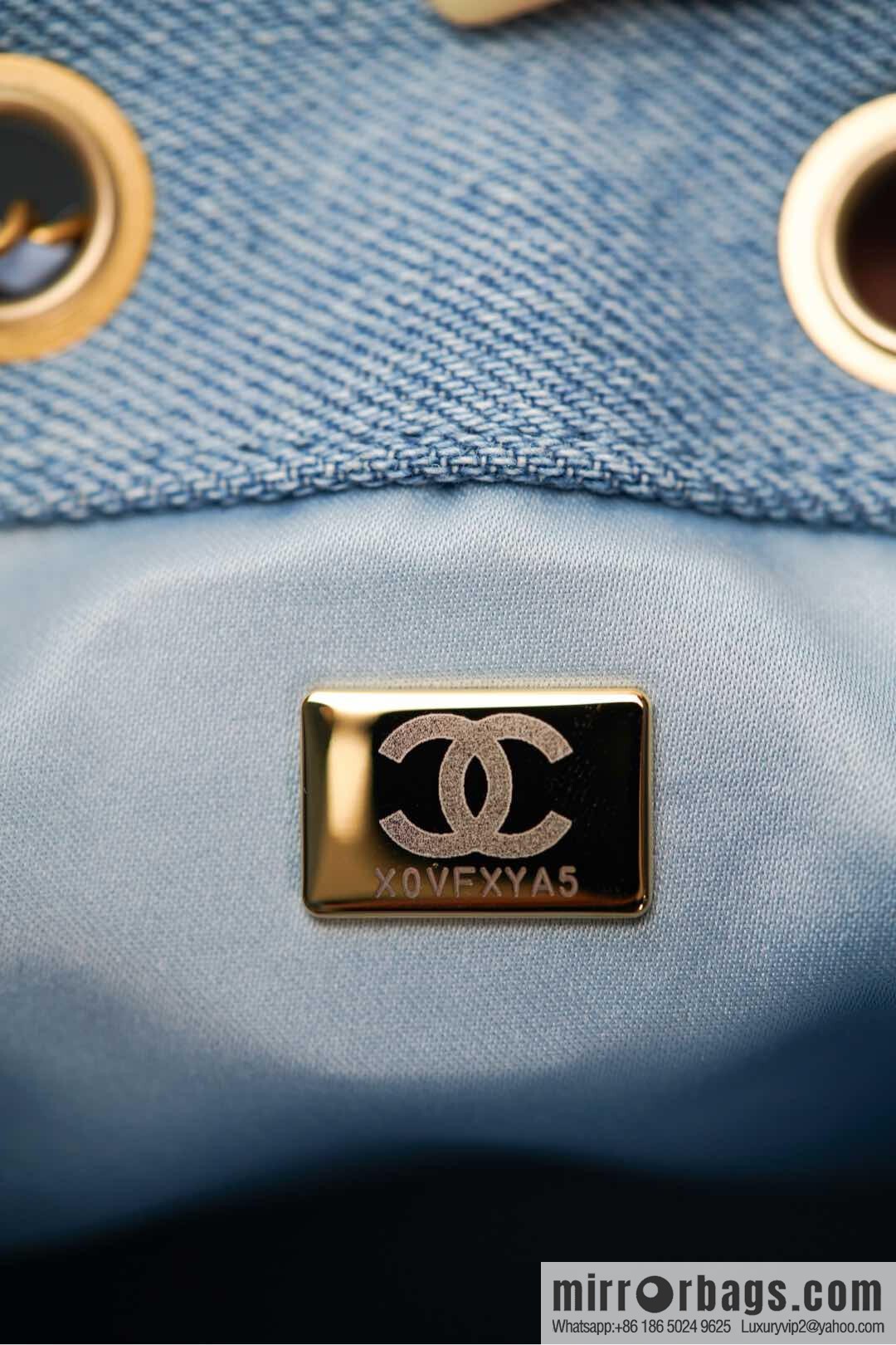 𝐂𝐡𝐚𝐧𝐞𝐥 𝟐𝟓𝐬 𝐬𝐦𝐚𝐥𝐥 𝐡𝐨𝐛𝐨 Drawstring Bucket Bag, Denim Blue 💙 Small AS5293