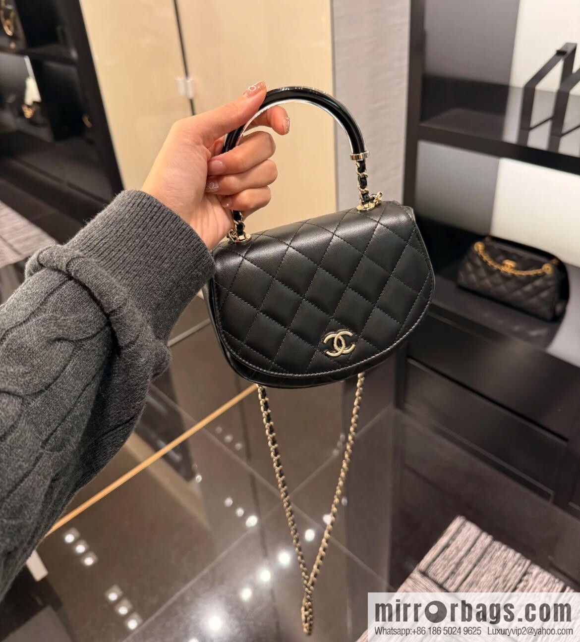 𝐂𝐡𝐚𝐧𝐞𝐥 𝟐𝟓𝐜 early spring new, chain handle bag 👜 AP4410