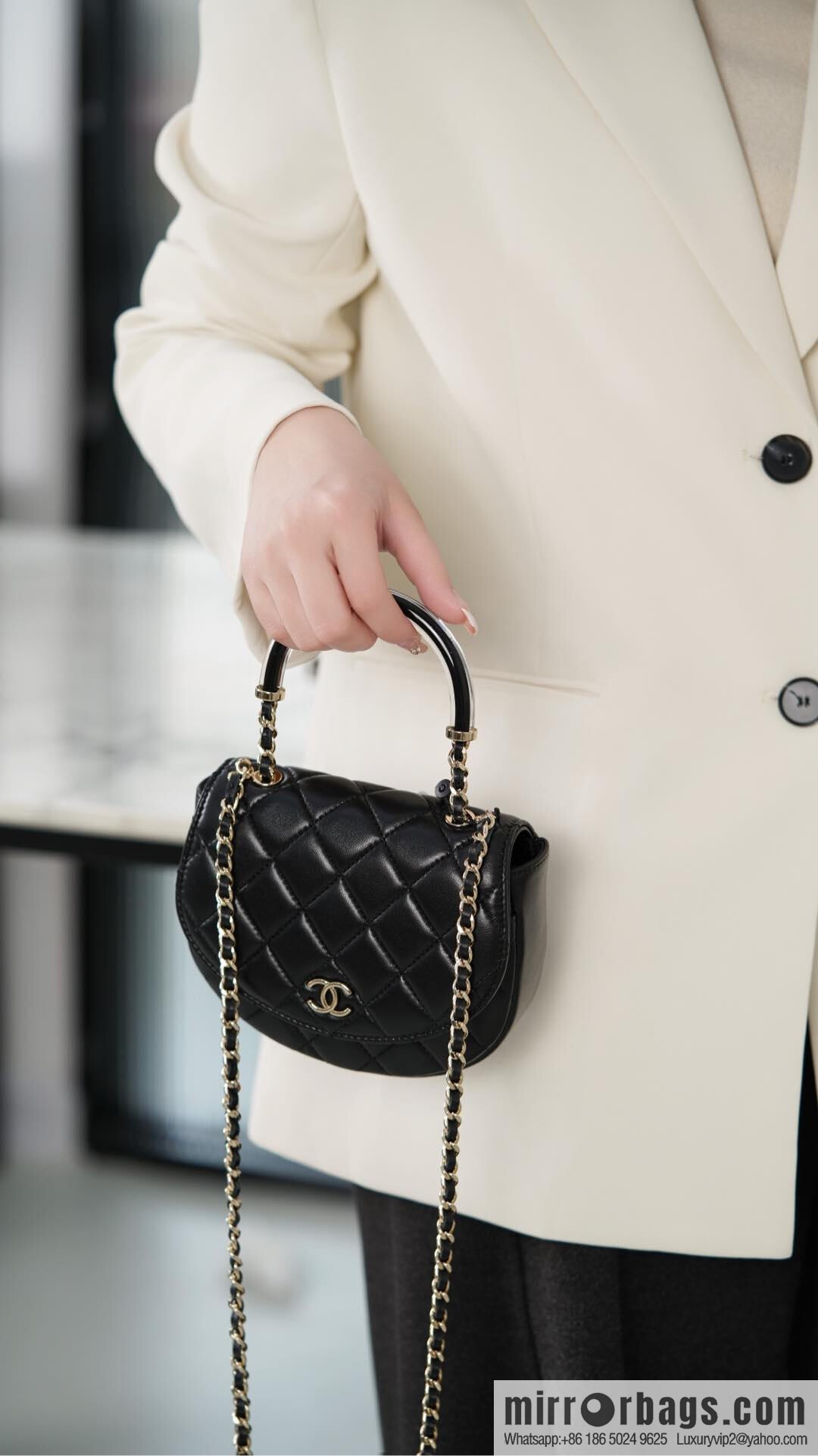 𝐂𝐡𝐚𝐧𝐞𝐥 𝟐𝟓𝐜 early spring new, chain handle bag 👜 AP4410