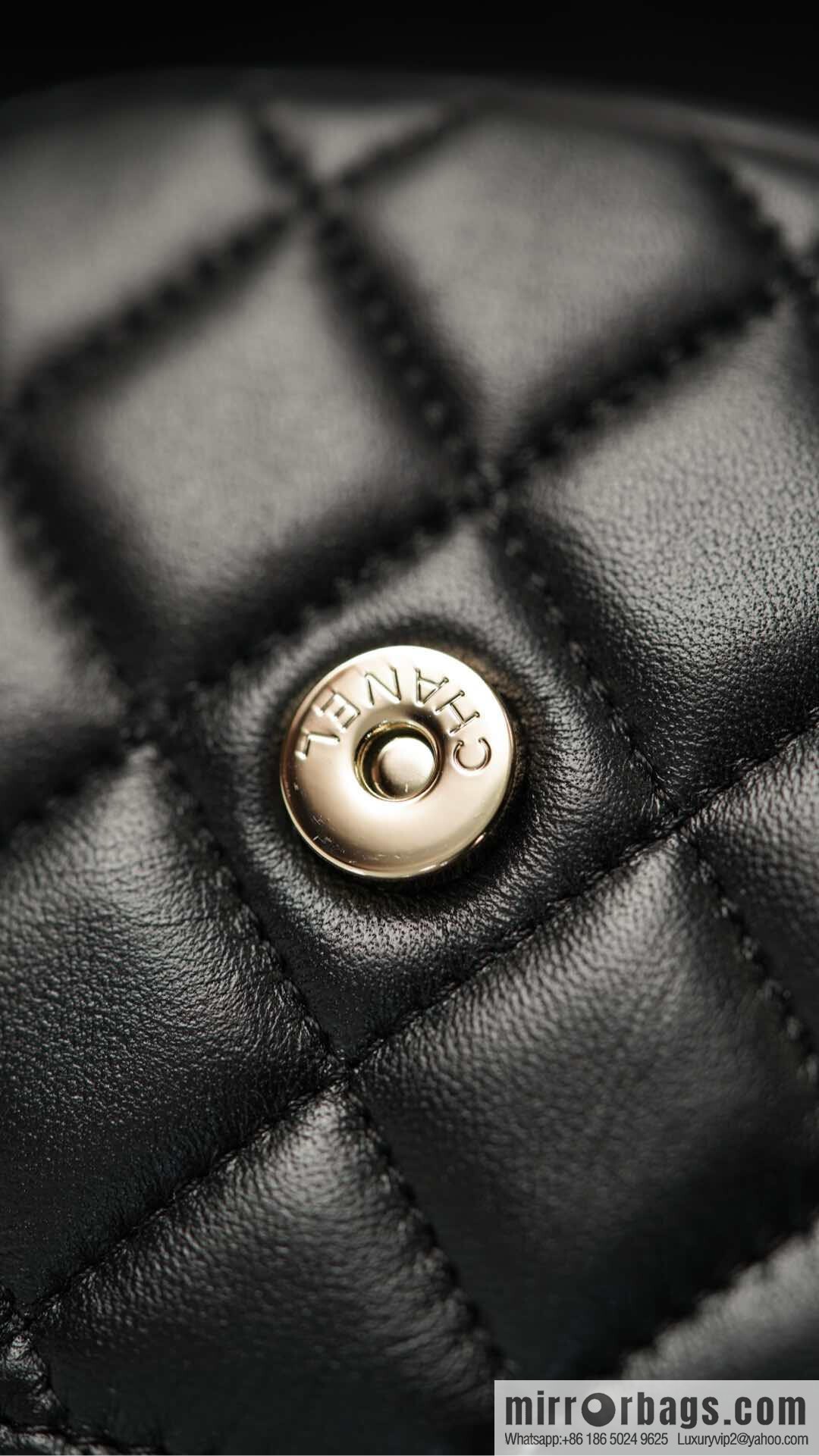 𝐂𝐡𝐚𝐧𝐞𝐥 𝟐𝟓𝐜 early spring new, chain handle bag 👜 AP4410
