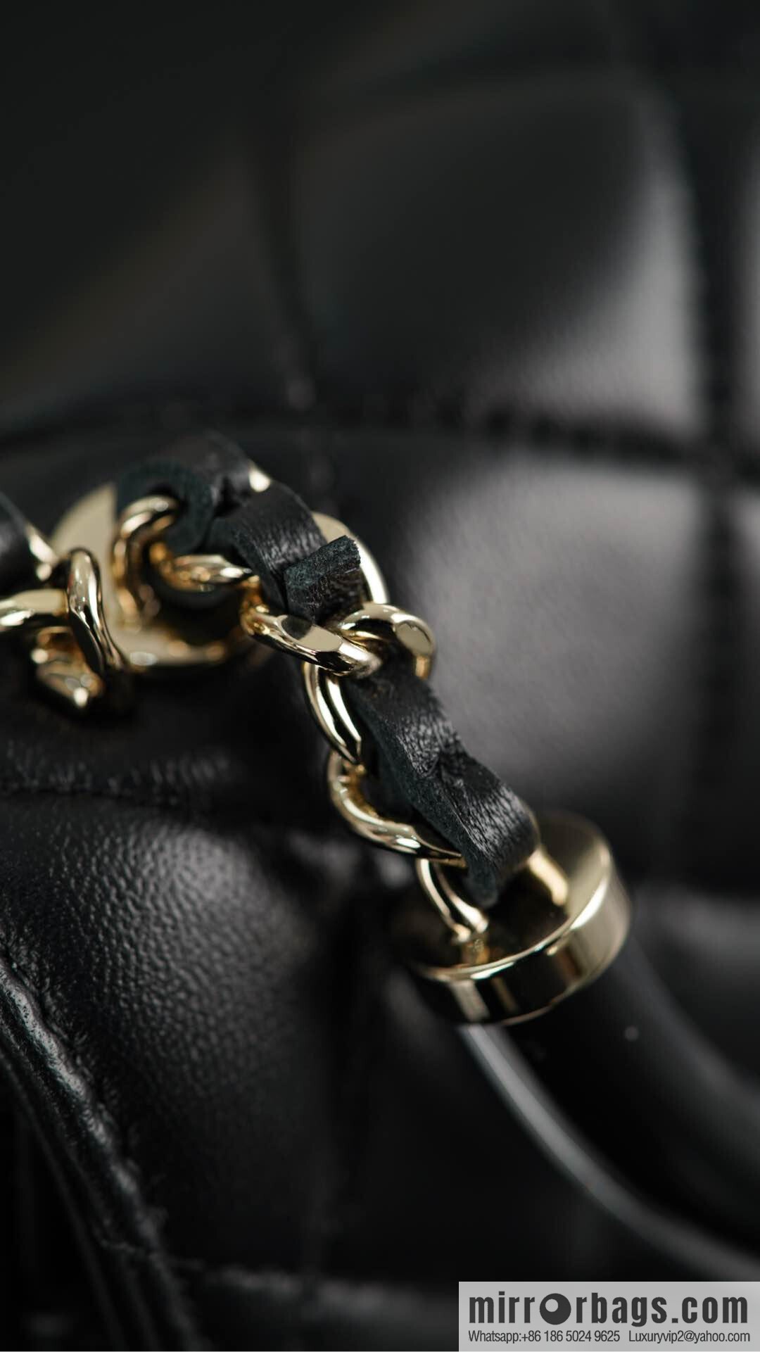 𝐂𝐡𝐚𝐧𝐞𝐥 𝟐𝟓𝐜 early spring new, chain handle bag 👜 AP4410