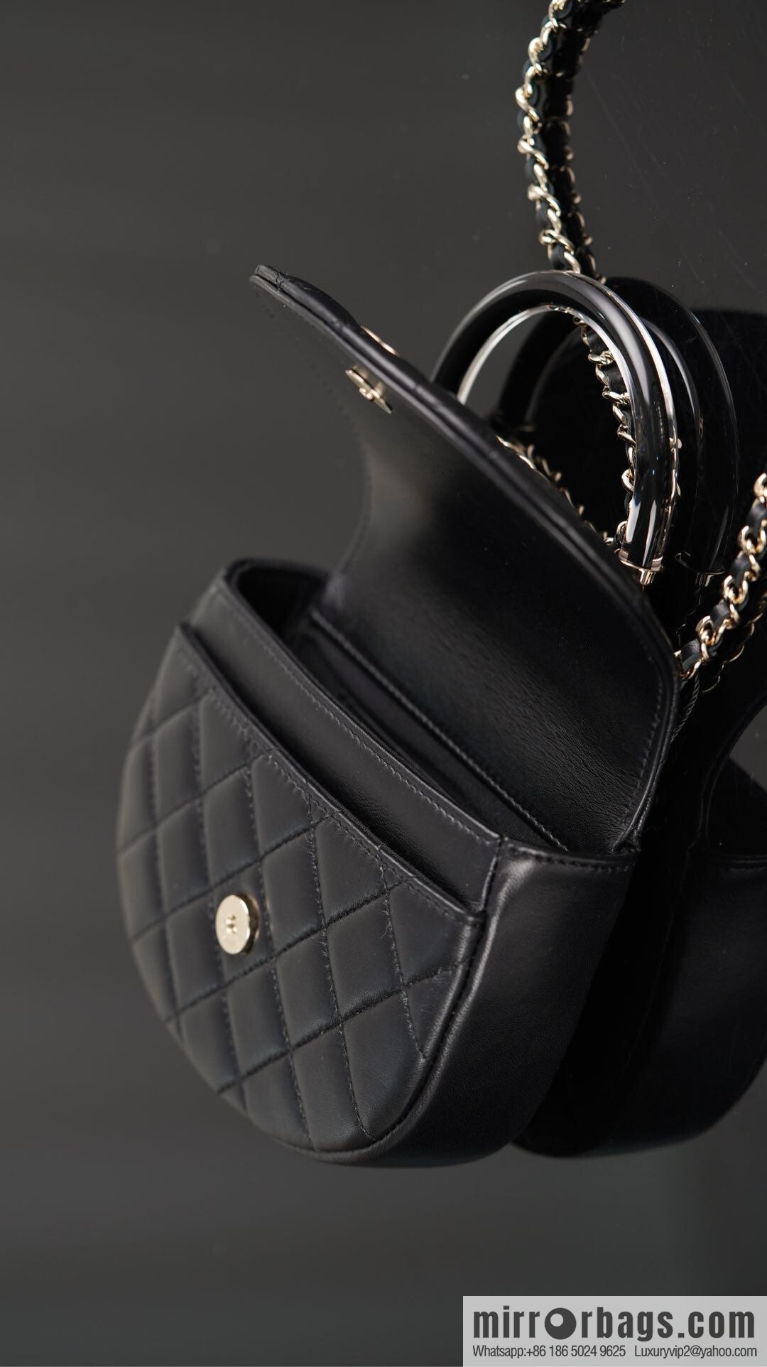 𝐂𝐡𝐚𝐧𝐞𝐥 𝟐𝟓𝐜 early spring new, chain handle bag 👜 AP4410