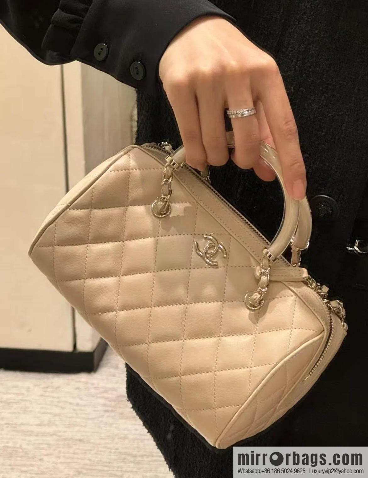 𝐂𝐡𝐚𝐧𝐞𝐥 𝟐𝟓𝐜 early spring Boston, bowling bag 💣 apricot AP4411 B18972 94305