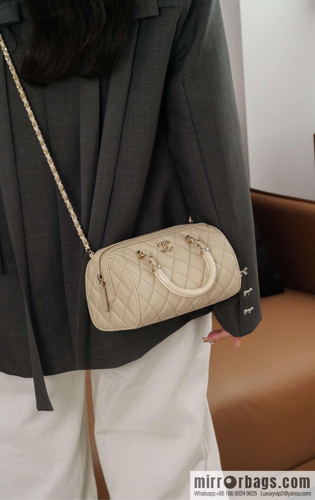 𝐂𝐡𝐚𝐧𝐞𝐥 𝟐𝟓𝐜 early spring Boston, bowling bag 💣 apricot AP4411 B18972 94305