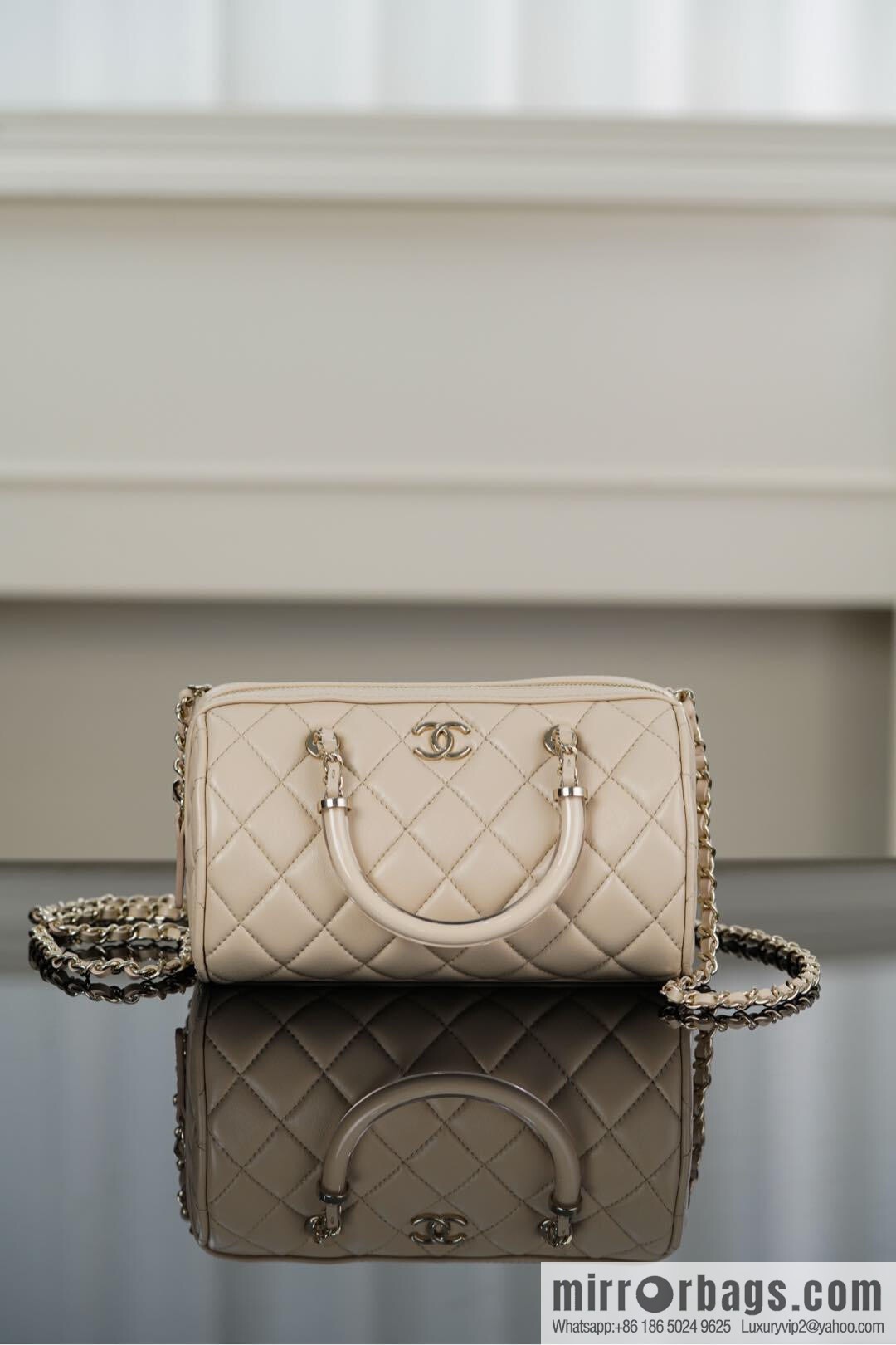 𝐂𝐡𝐚𝐧𝐞𝐥 𝟐𝟓𝐜 early spring Boston, bowling bag 💣 apricot AP4411 B18972 94305