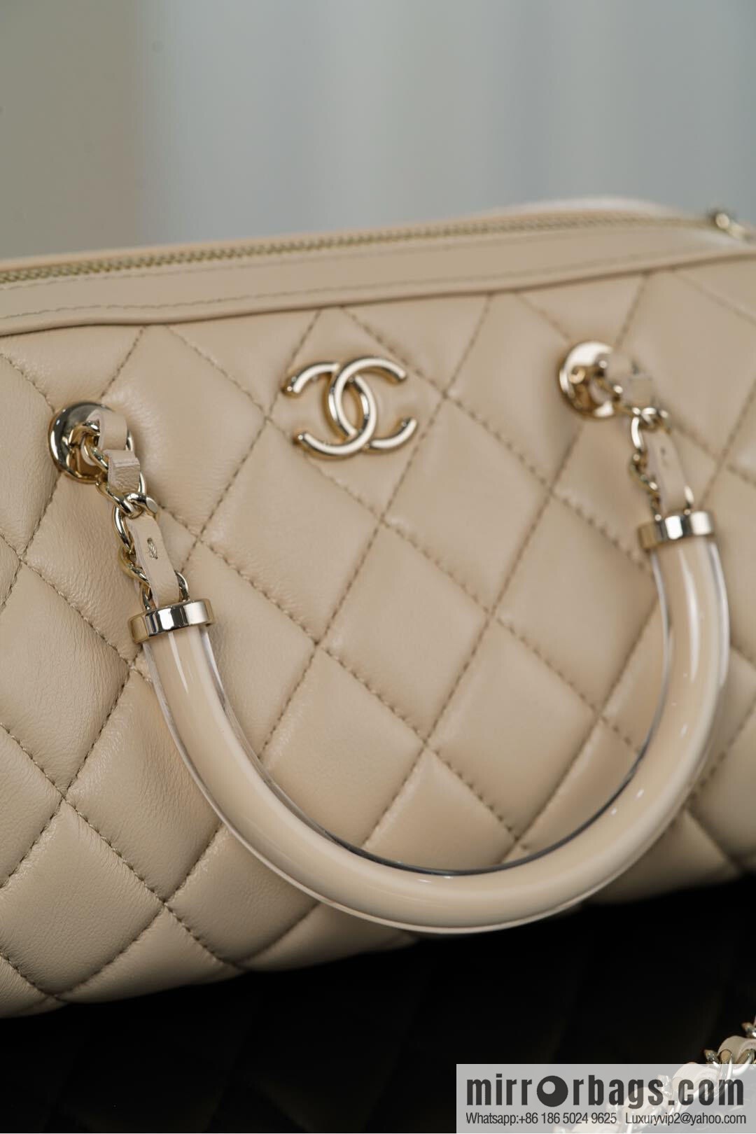 𝐂𝐡𝐚𝐧𝐞𝐥 𝟐𝟓𝐜 early spring Boston, bowling bag 💣 apricot AP4411 B18972 94305
