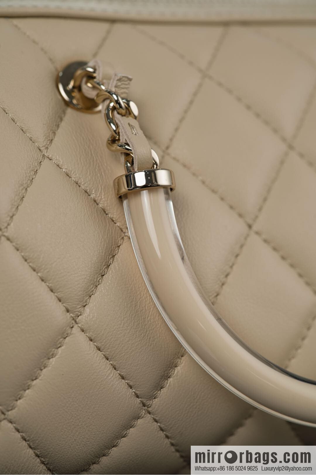 𝐂𝐡𝐚𝐧𝐞𝐥 𝟐𝟓𝐜 early spring Boston, bowling bag 💣 apricot AP4411 B18972 94305