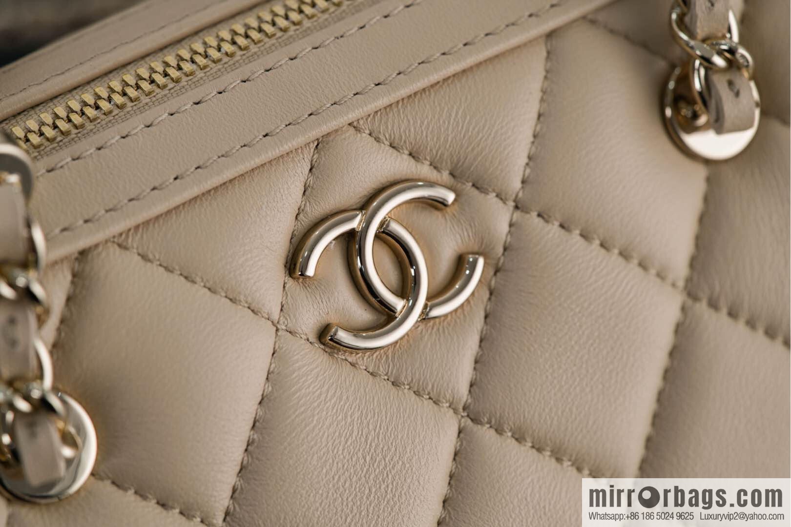 𝐂𝐡𝐚𝐧𝐞𝐥 𝟐𝟓𝐜 early spring Boston, bowling bag 💣 apricot AP4411 B18972 94305