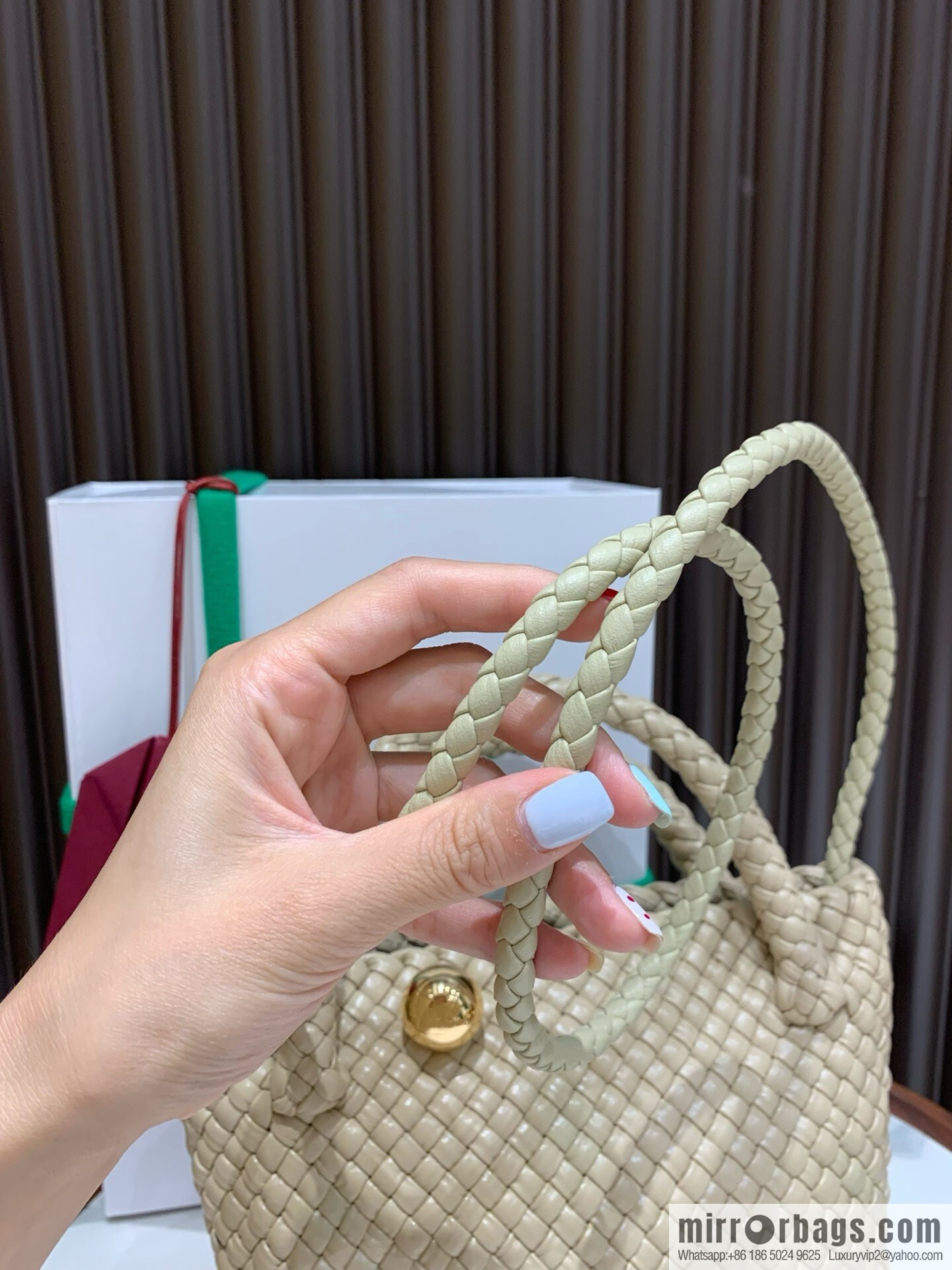 BV small Tosca messenger bag 776755 whipped cream sugar color