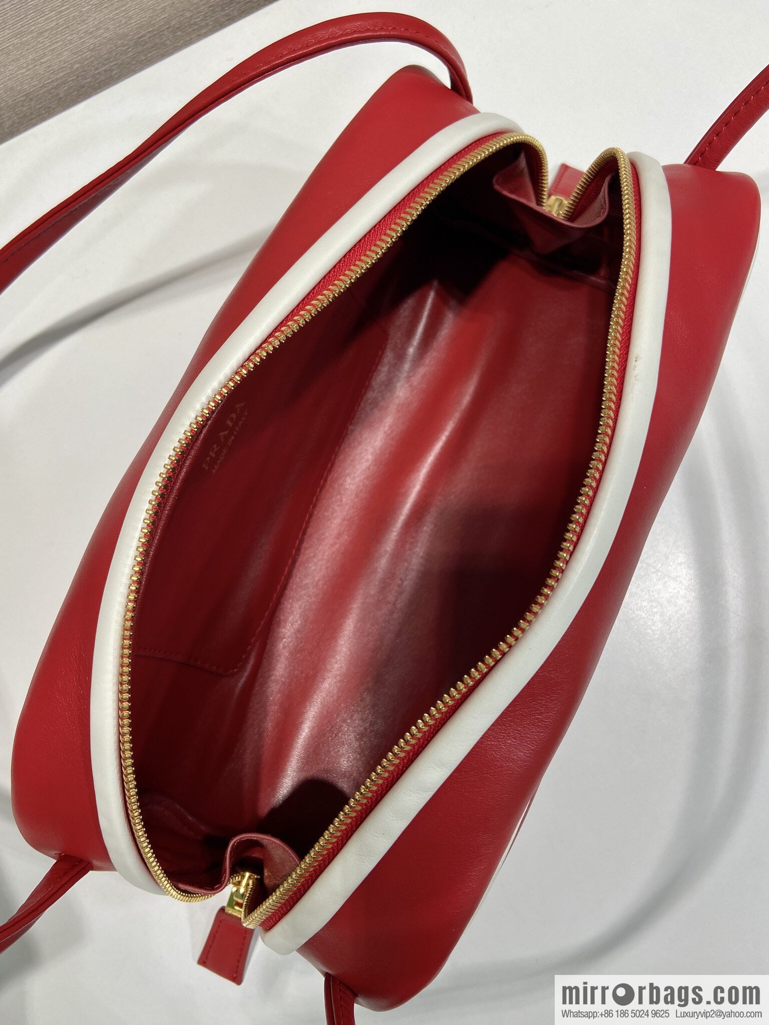 PRADA 🎉 new bowling 🎉 1BC249 🎉🎉 red