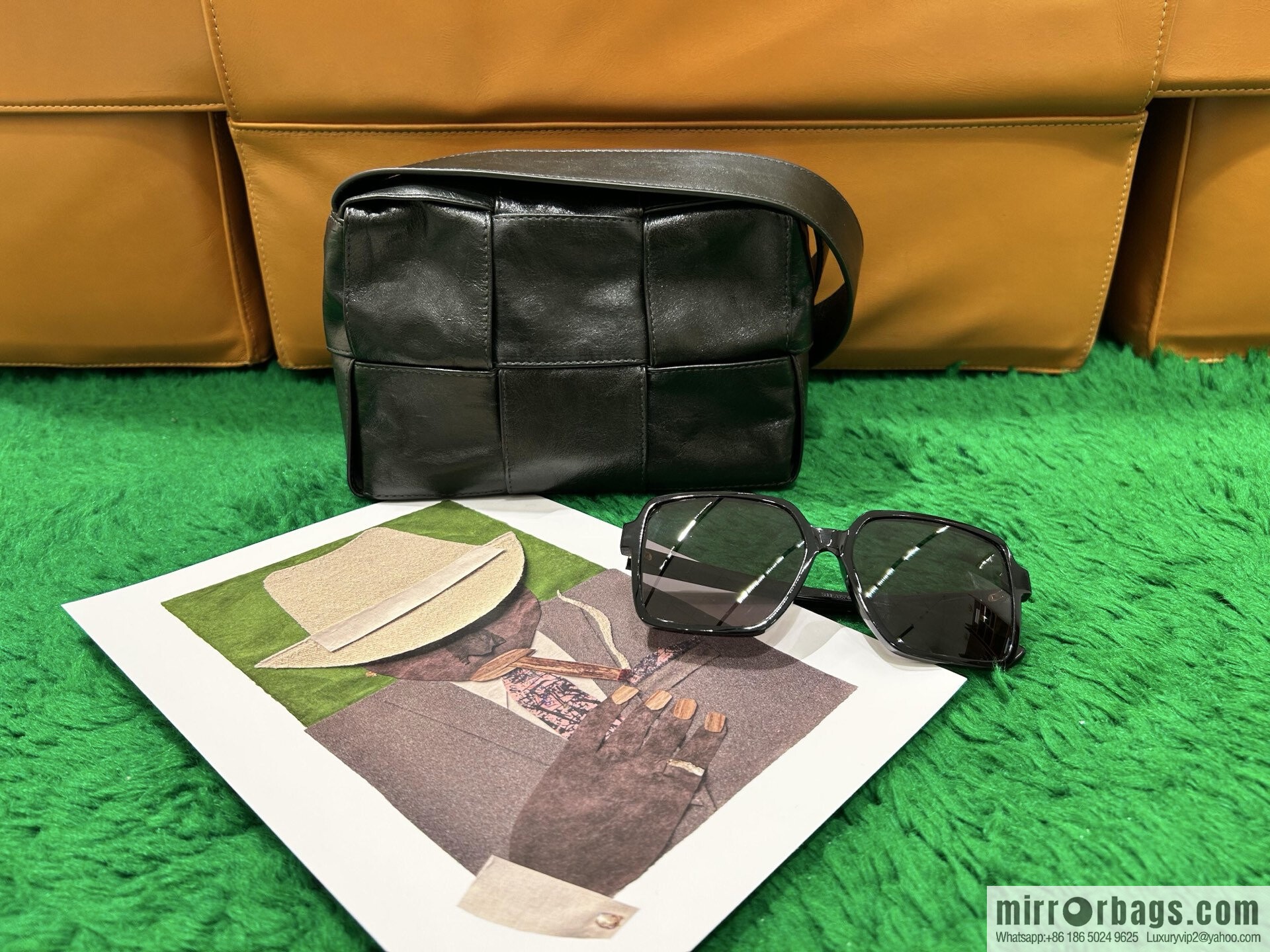 BV Small Arco Camera Bag 795177 Dark Green