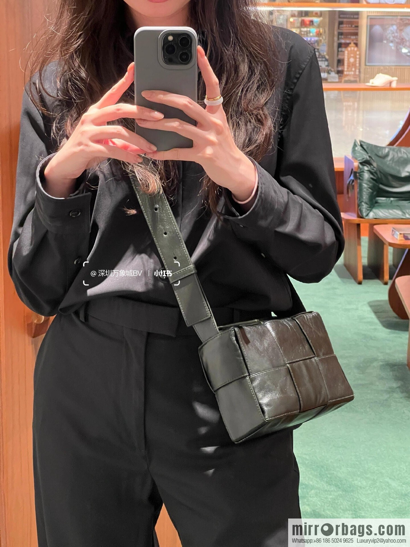 BV Small Arco Camera Bag 795177 Dark Green