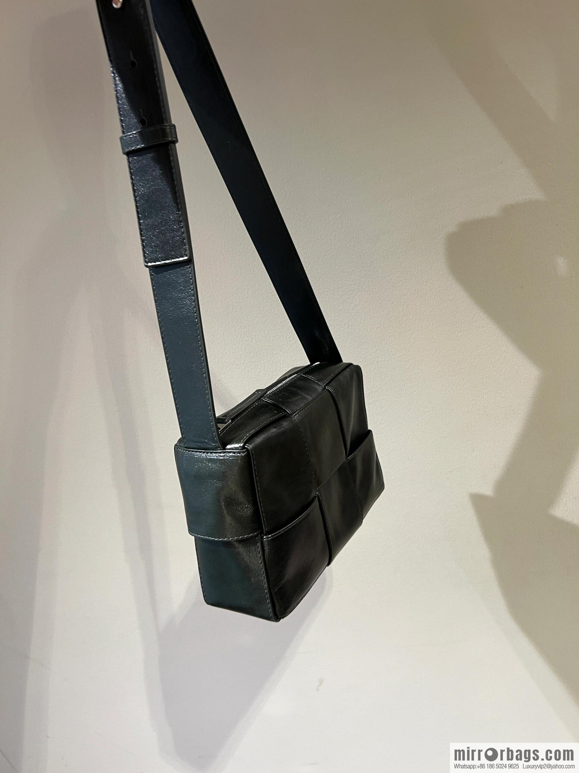 BV Small Arco Camera Bag 795177 Dark Green