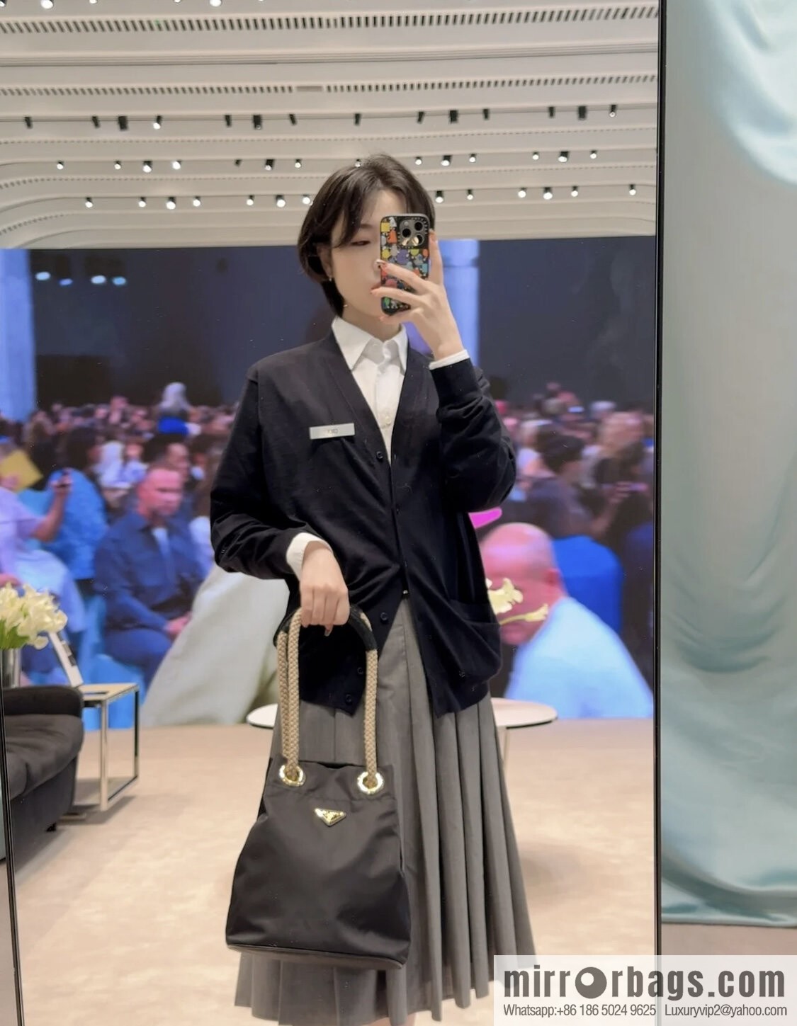 Prada new bucket bag 1BE082 catwalk model, black.