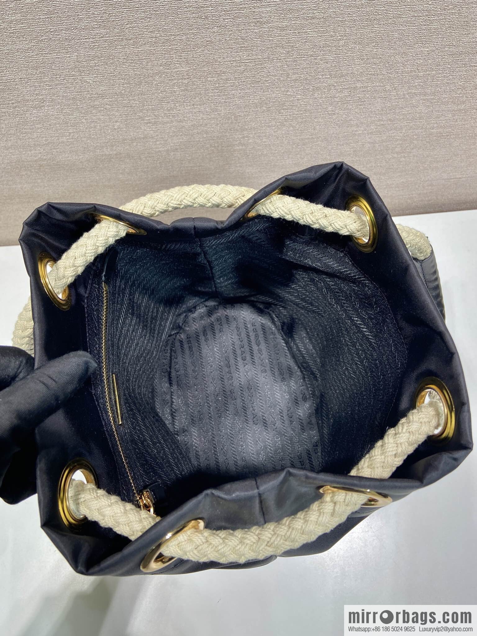 Prada new bucket bag 1BE082 catwalk model, black.