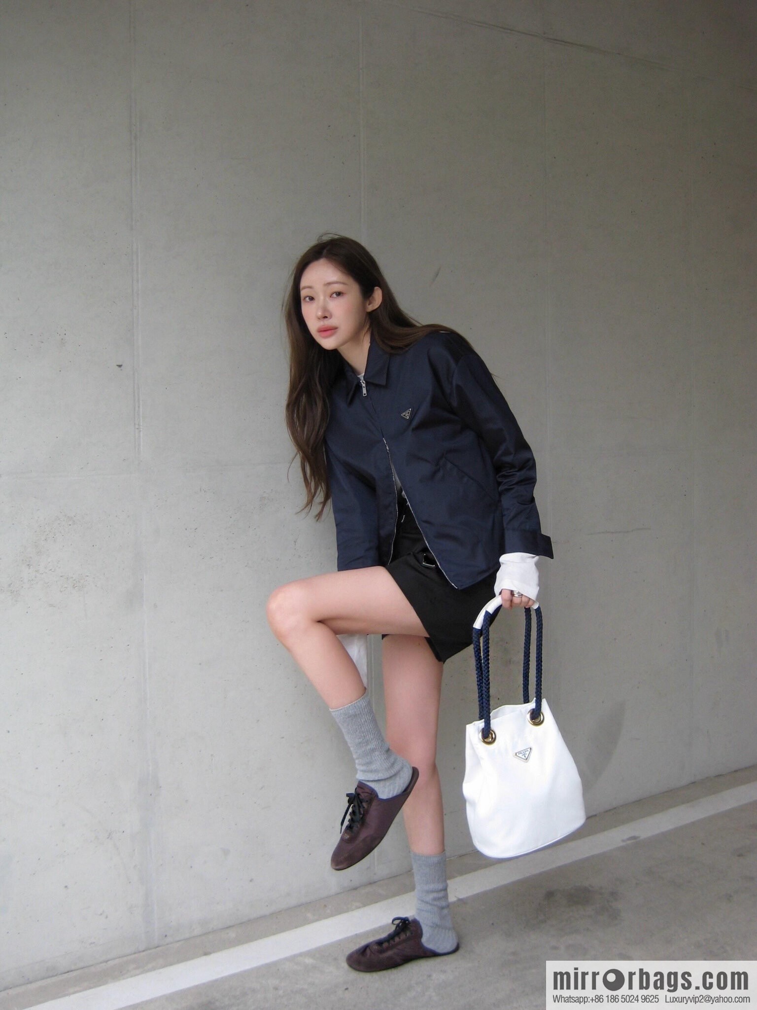 Prada new bucket bag 1BE082 catwalk model, white.