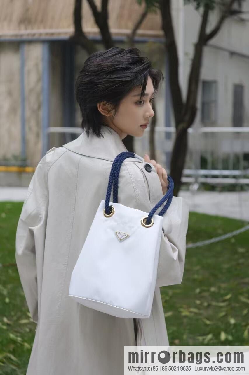 Prada new bucket bag 1BE082 catwalk model, white.