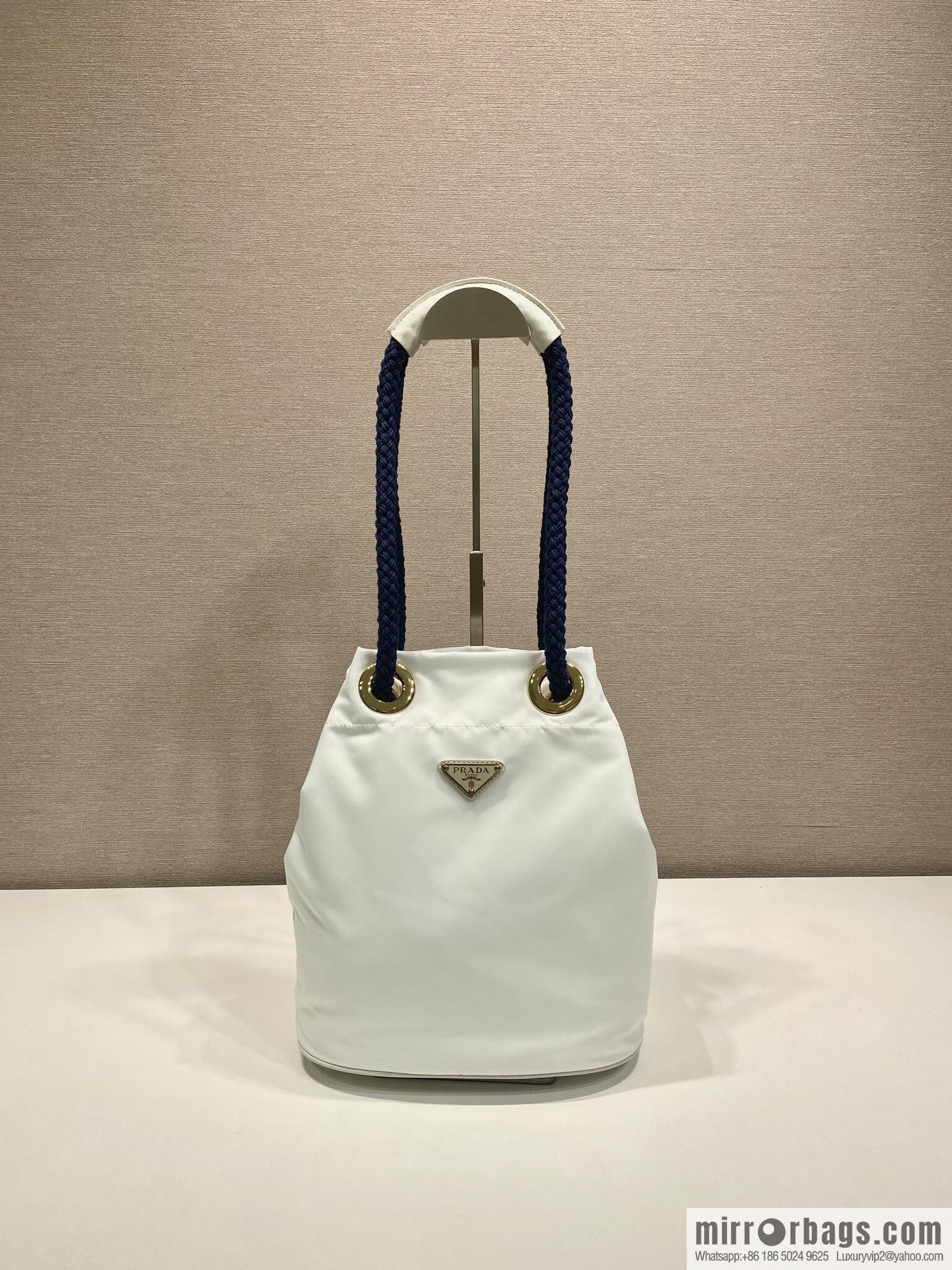 Prada new bucket bag 1BE082 catwalk model, white.