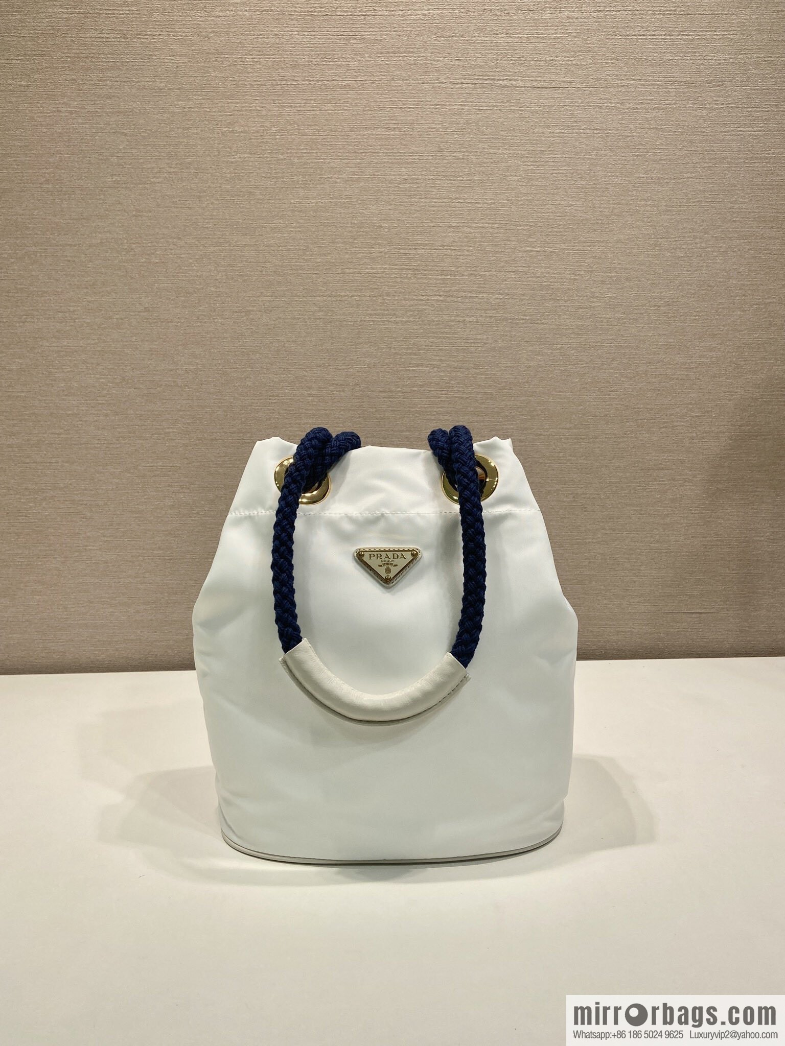 Prada new bucket bag 1BE082 catwalk model, white.