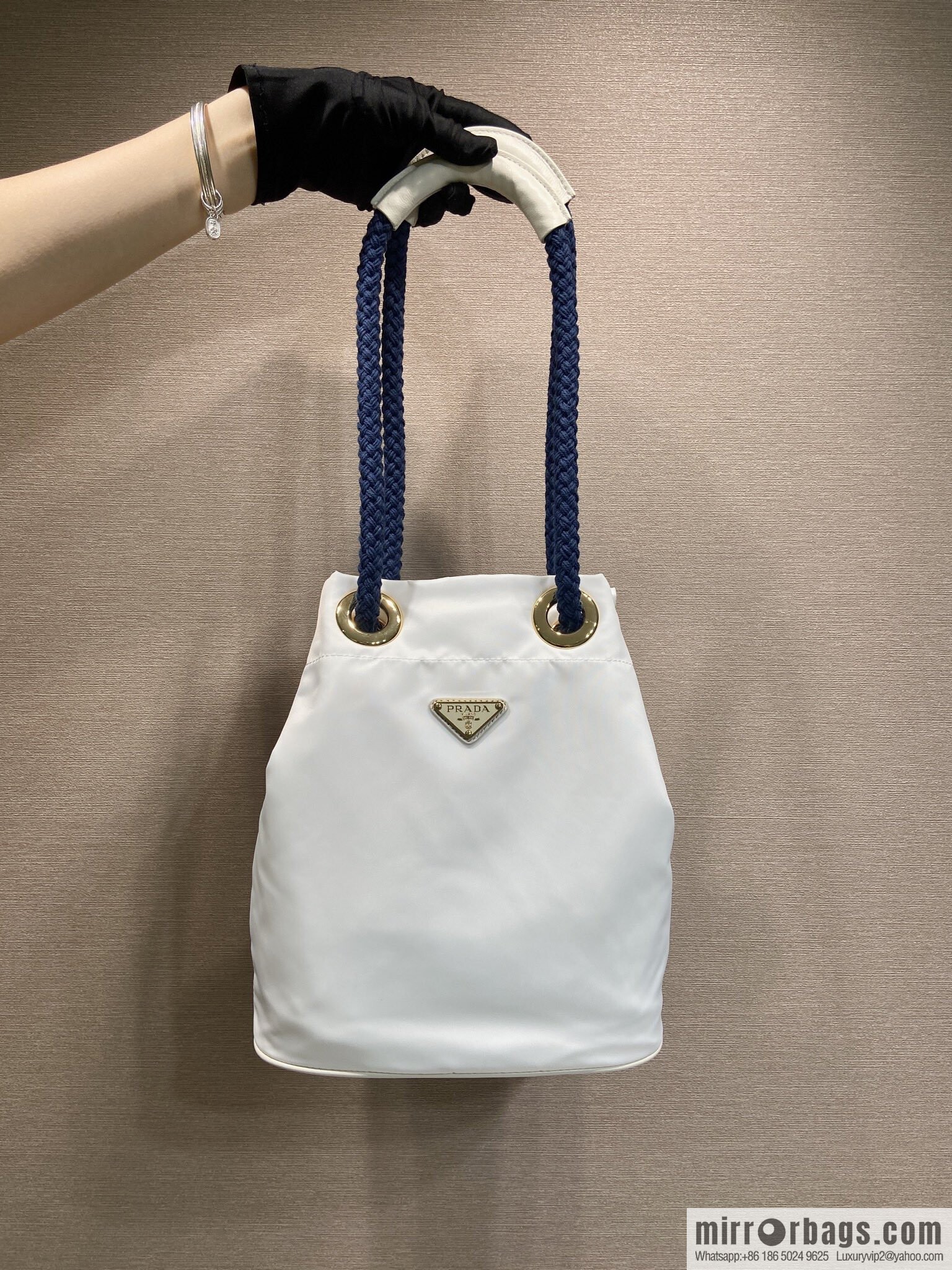 Prada new bucket bag 1BE082 catwalk model, white.