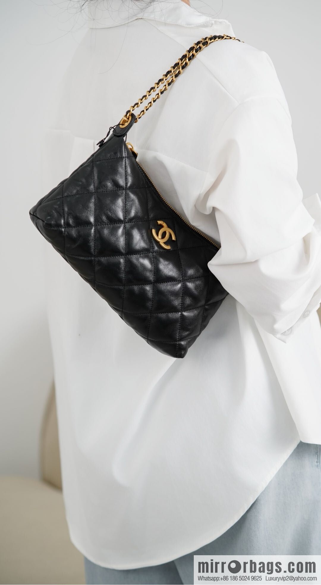 𝐂𝐡𝐚𝐧𝐞𝐥 𝟐𝟓𝐬 gold coin dumpling bag 🌟 small AS5528