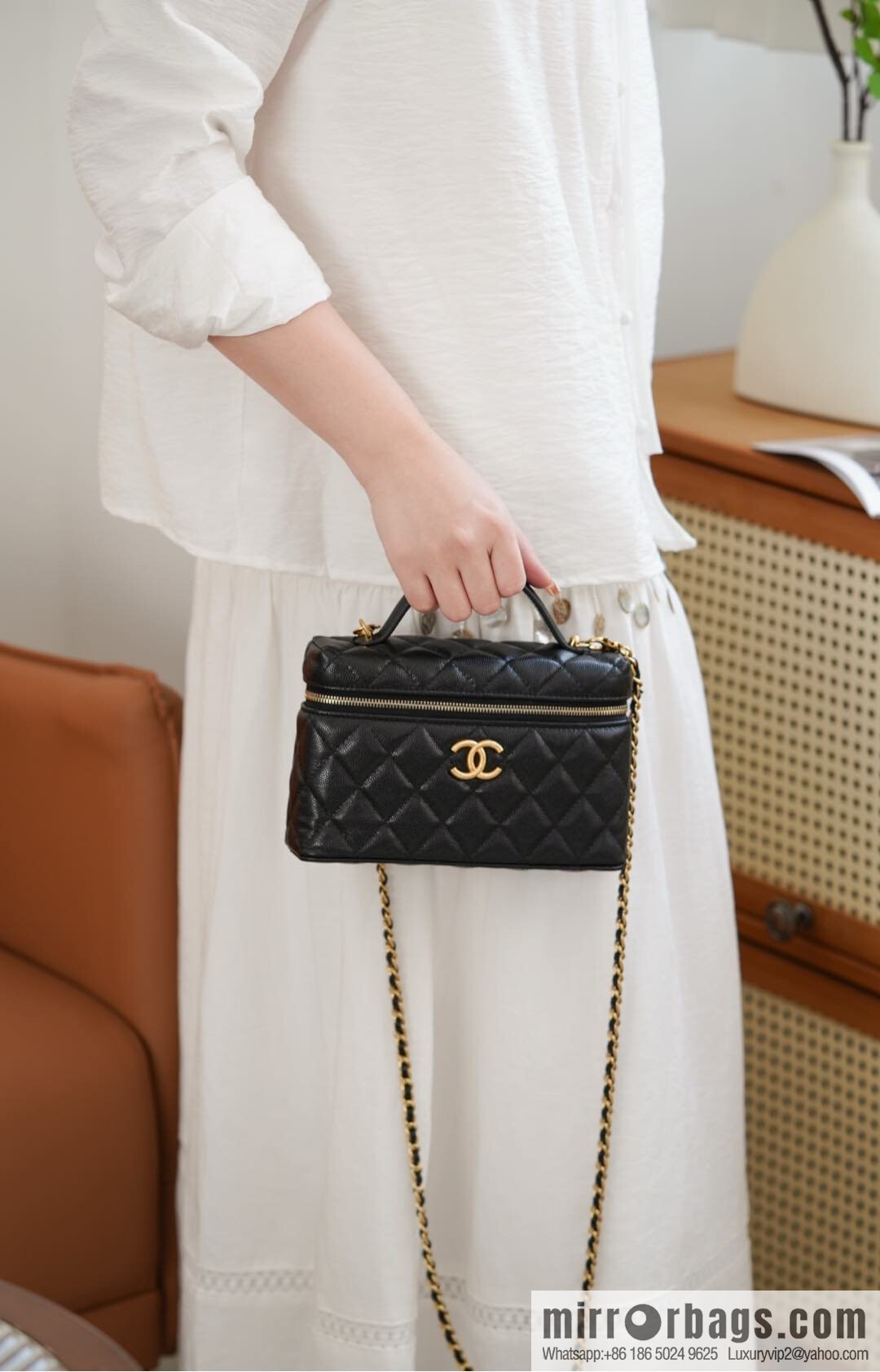 ππ‘ππ§ππ₯ πππ new lunch box bag, black gold, lychee cow AP4385