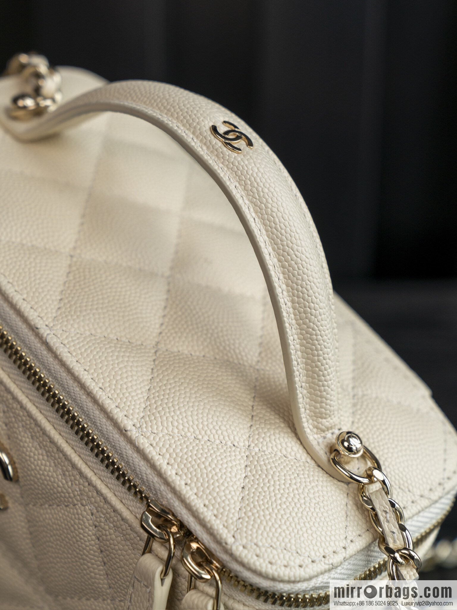 ππ‘ππ§ππ₯ πππ new, handle box bag, lychee cow, beige AP4404