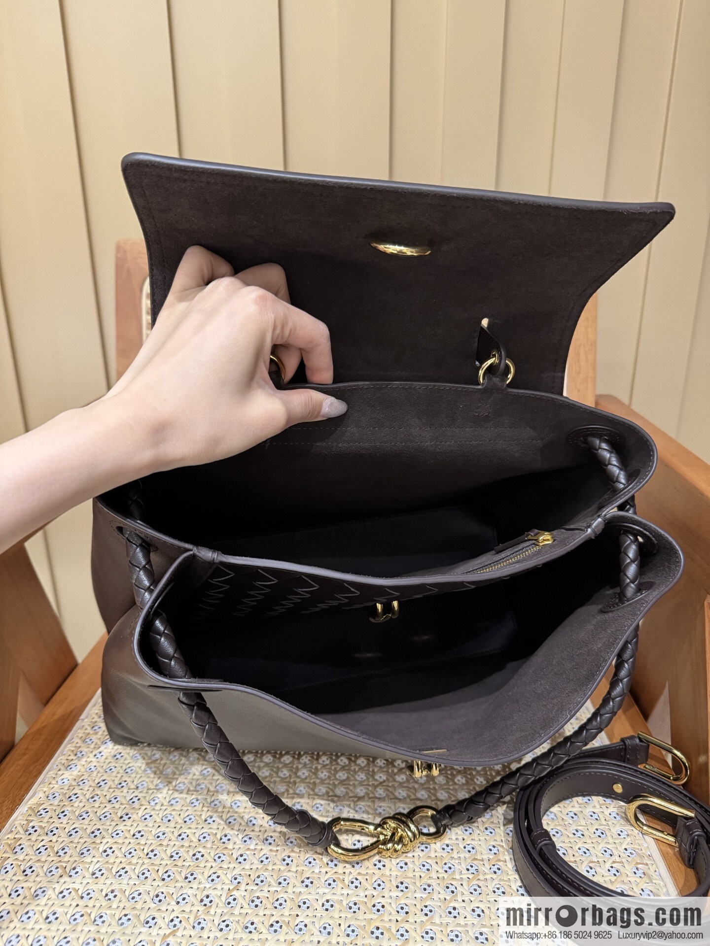 BV Ciao Ciao Handbag 817231 Chocolate Brown