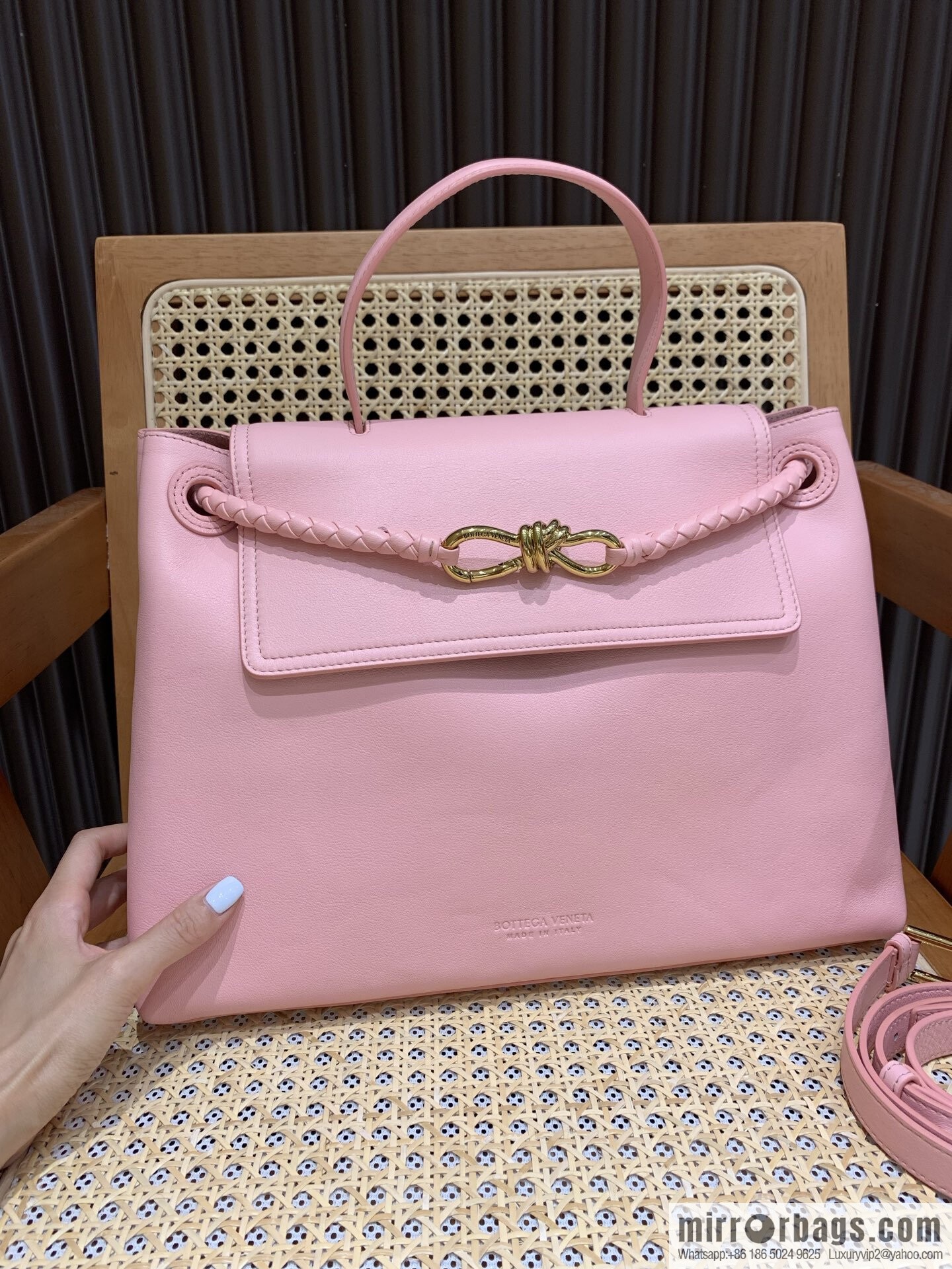 BV Ciao Ciao Handbag 817231 Rose Powder
