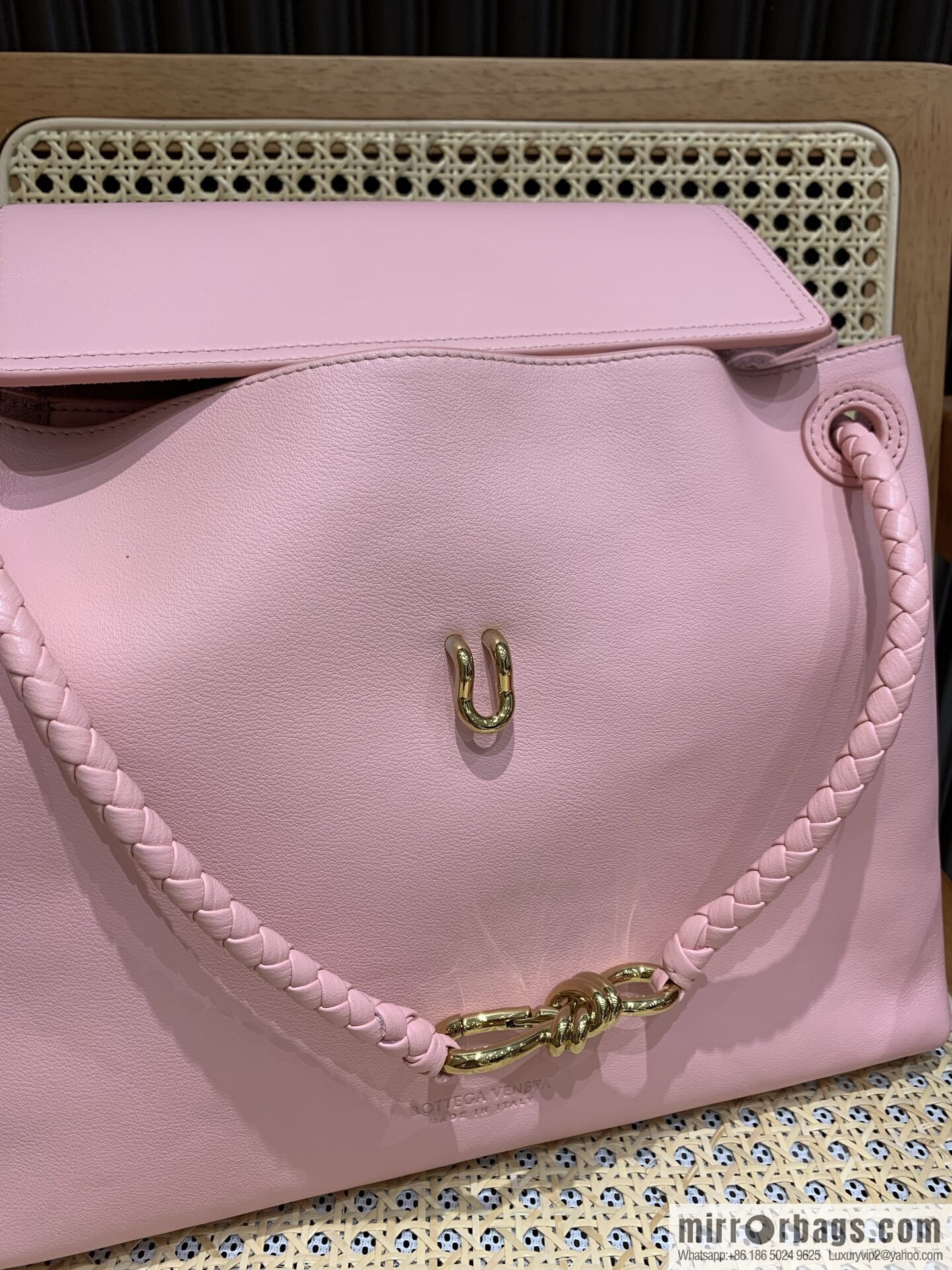 BV Ciao Ciao Handbag 817231 Rose Powder