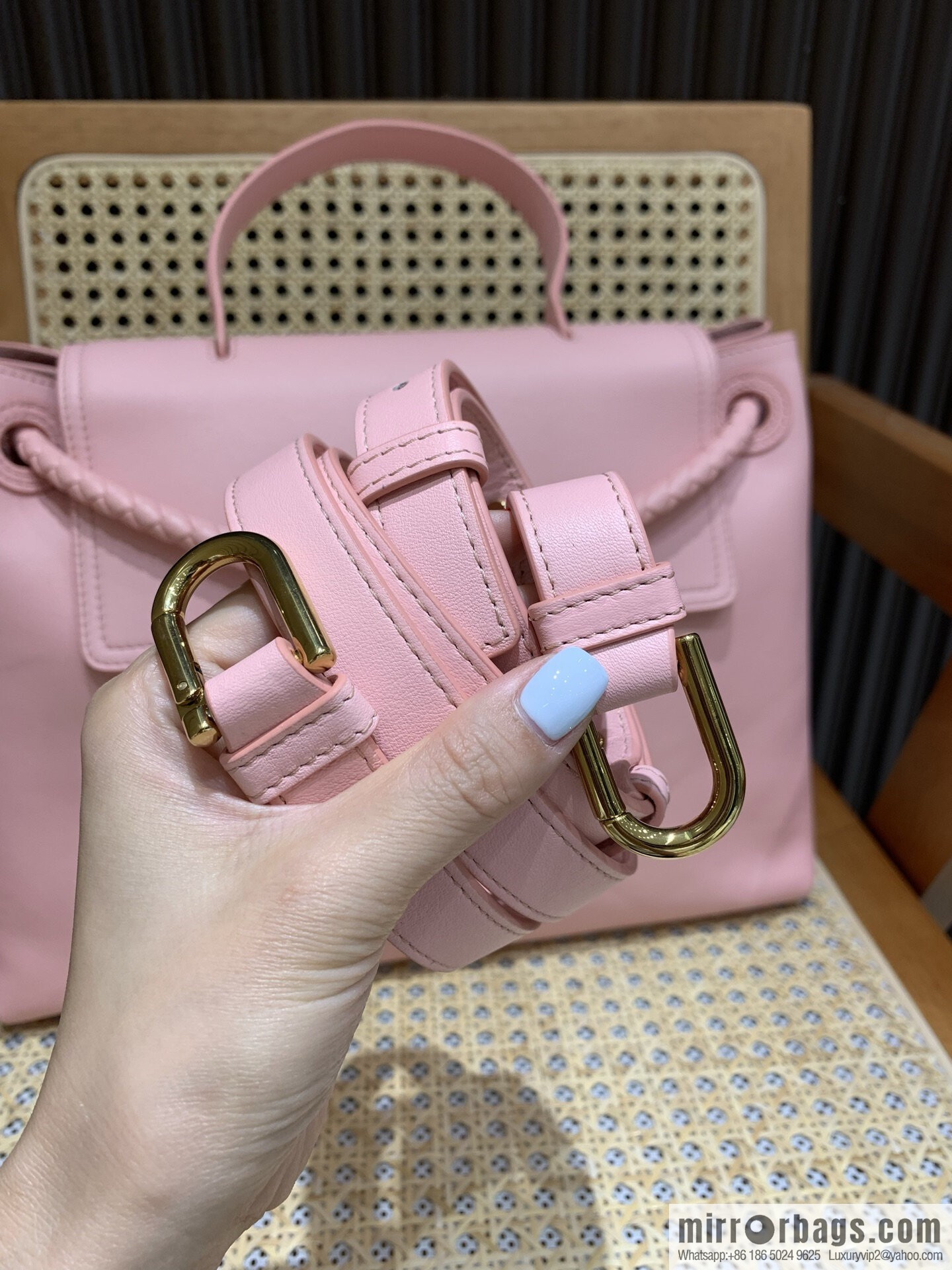 BV Ciao Ciao Handbag 817231 Rose Powder