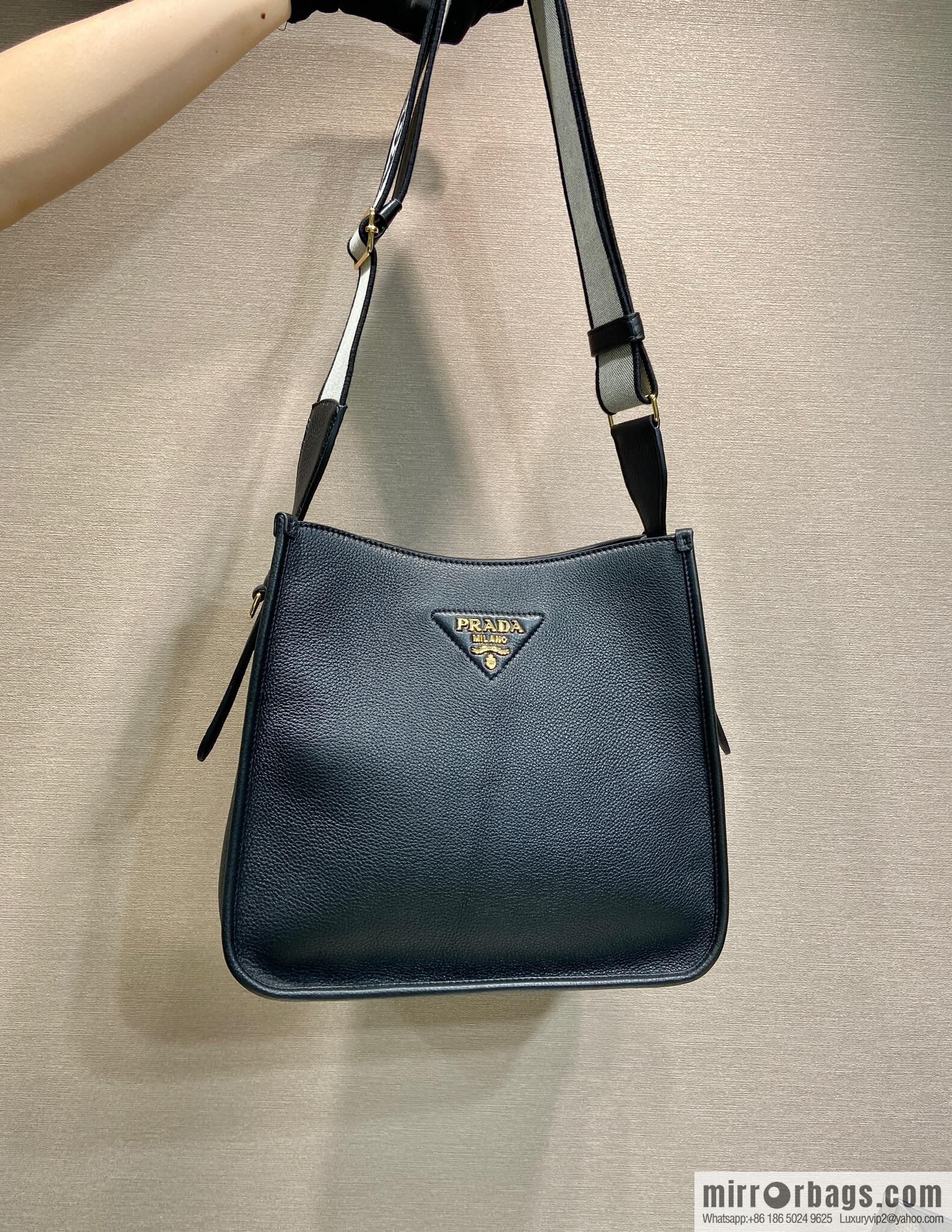 PRADA 👏 new fabric oblique span bag 👏 1BC073-1/large tote bag, black