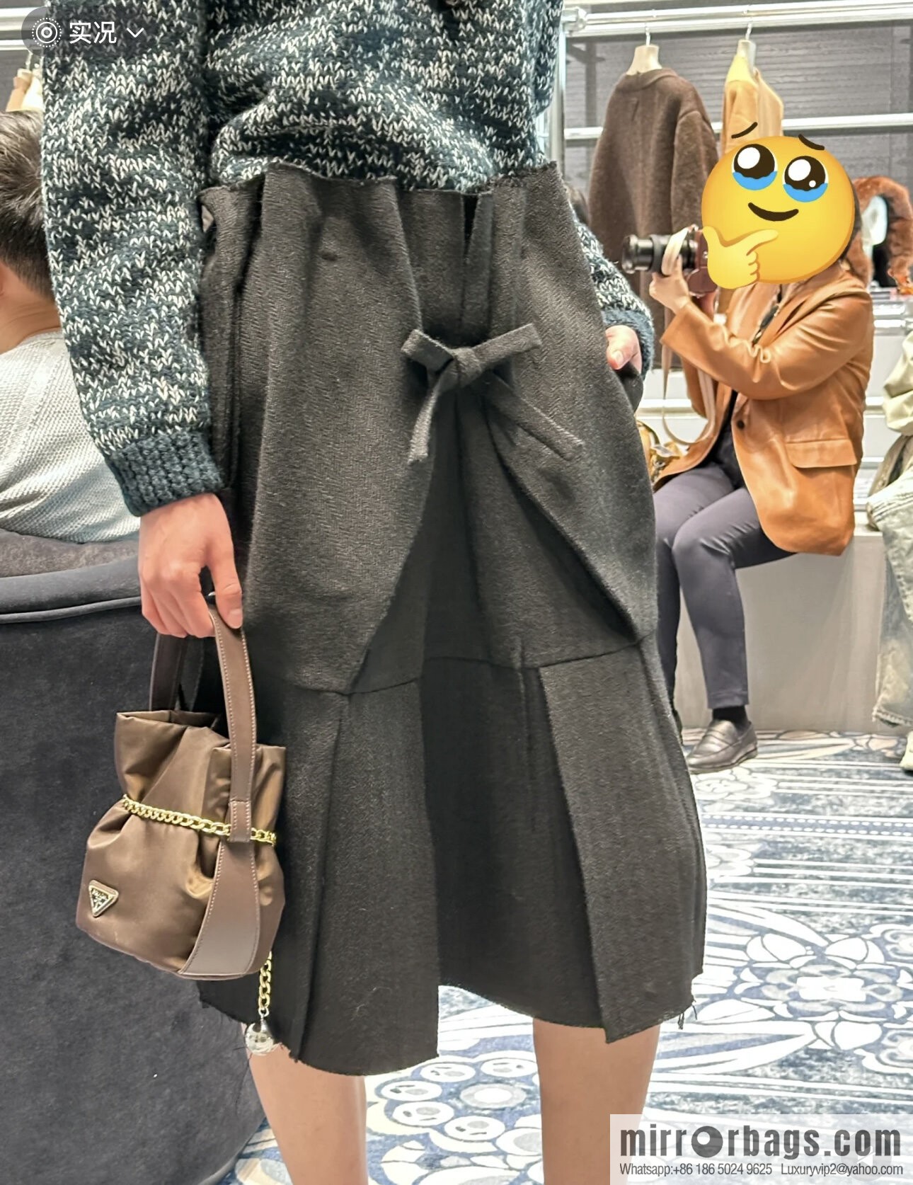 PRADA 🎉 new catwalk model 🎉 1BE088 rich small bucket 🎉🎉 coffee color