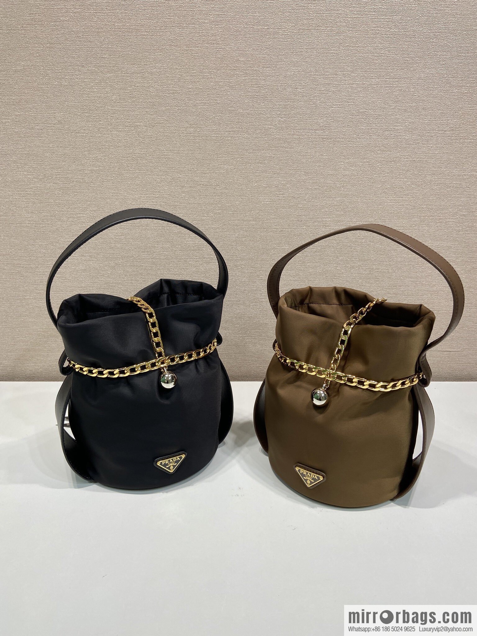 PRADA 🎉 new catwalk model 🎉 1BE088 rich small bucket 🎉🎉 coffee color