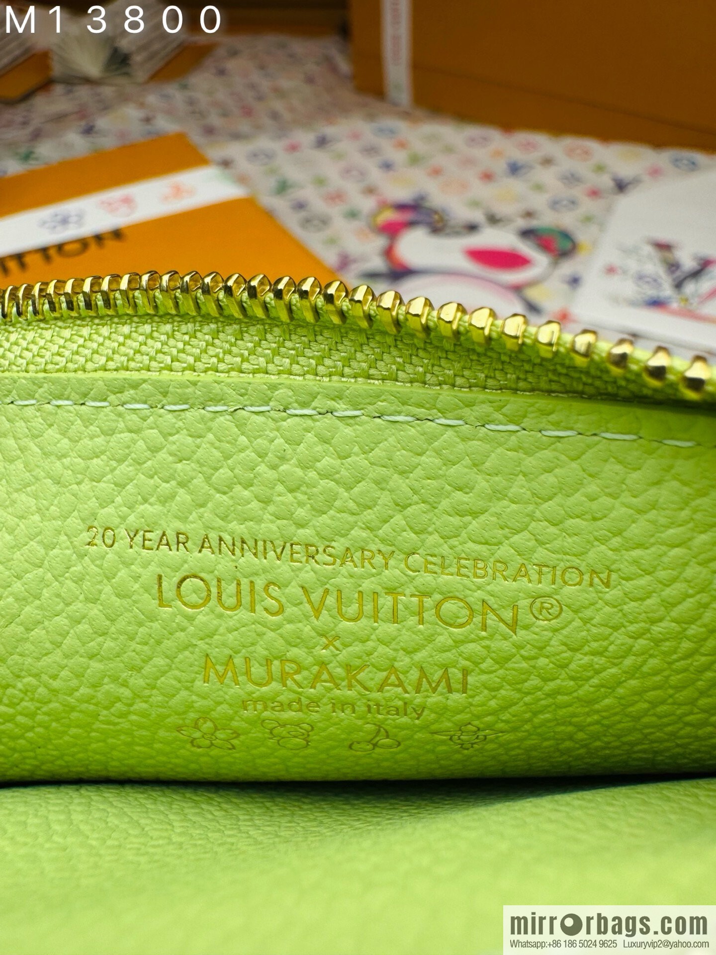 LV M13800 LV x TM ROMY Clip