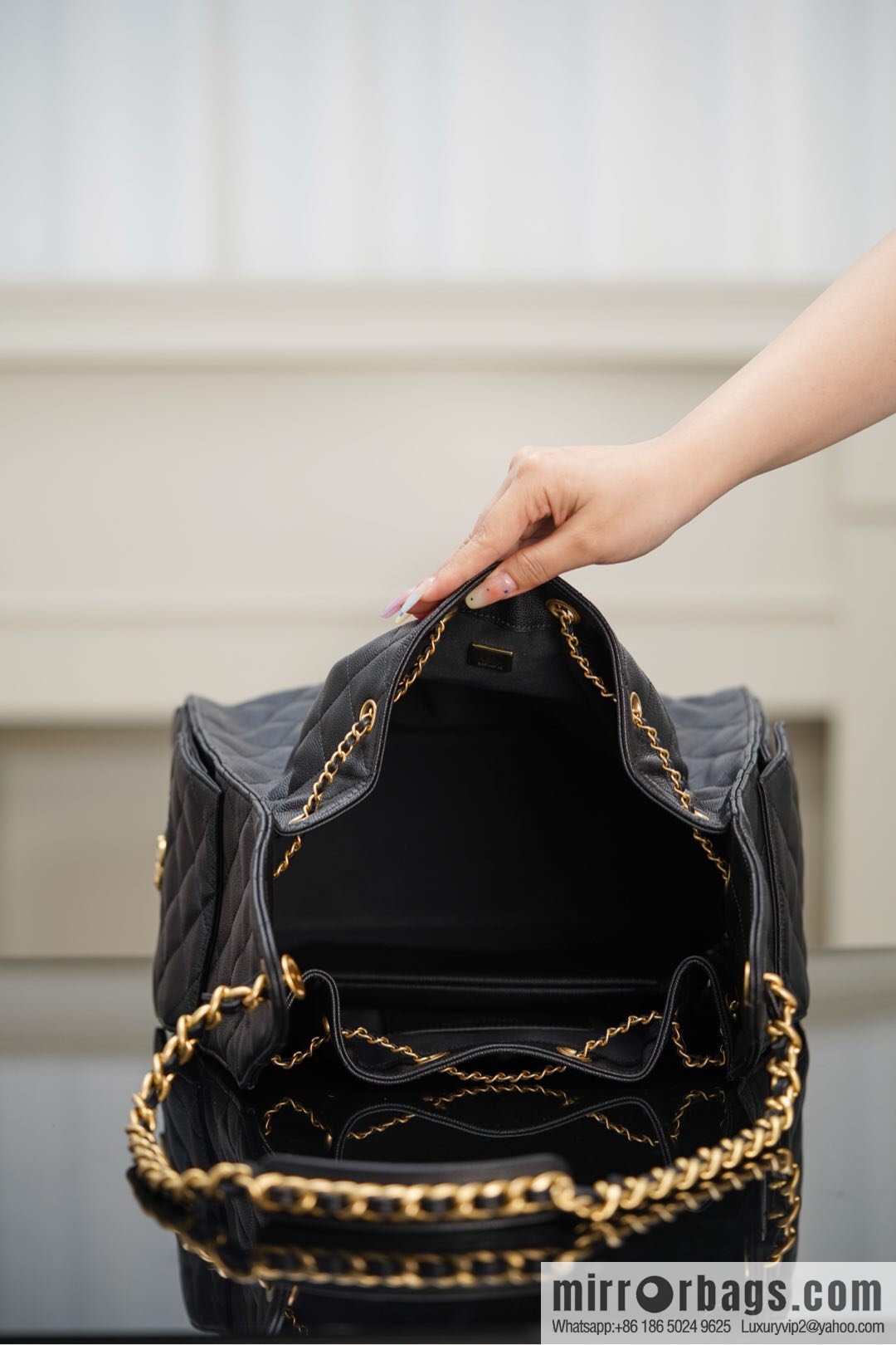 𝐂𝐡𝐚𝐧𝐞𝐥 𝟐𝟓𝐬 𝐡𝐨𝐛𝐨 𝐛𝐚𝐠 Drawstring Bucket Bag, Black Gold Caviar, Large ✔️ AS5311