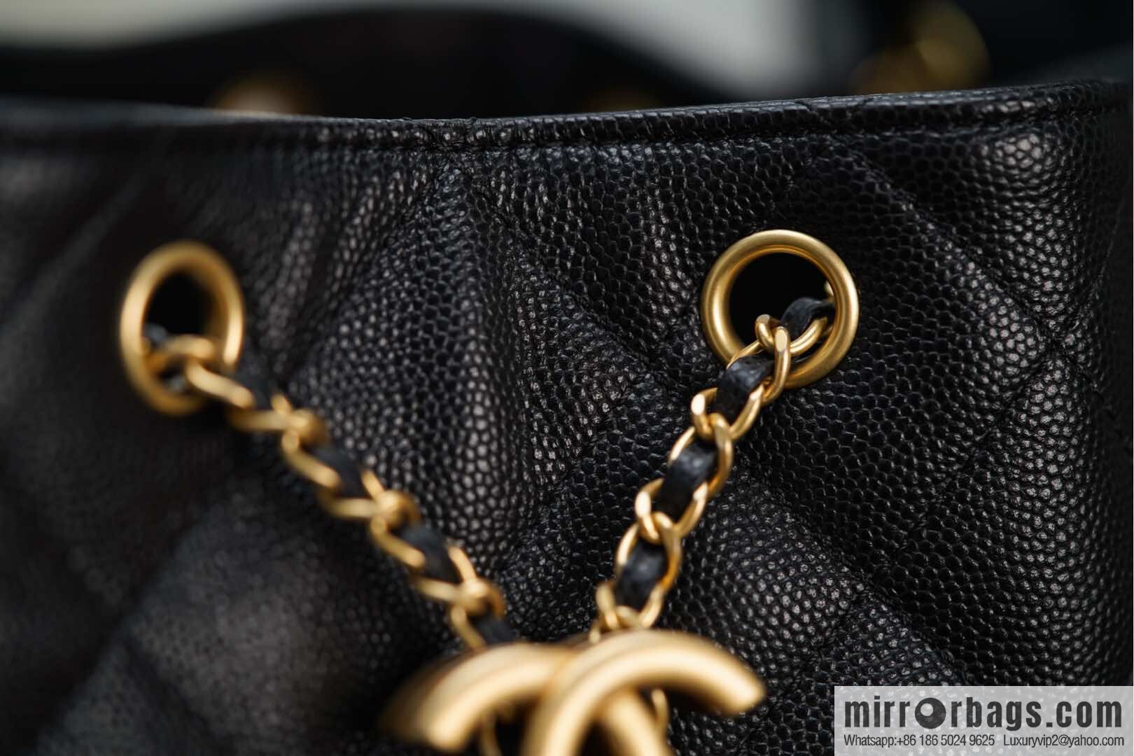 𝐂𝐡𝐚𝐧𝐞𝐥 𝟐𝟓𝐬 𝐡𝐨𝐛𝐨 𝐛𝐚𝐠 Drawstring Bucket Bag, Black Gold Caviar, Large ✔️ AS5311