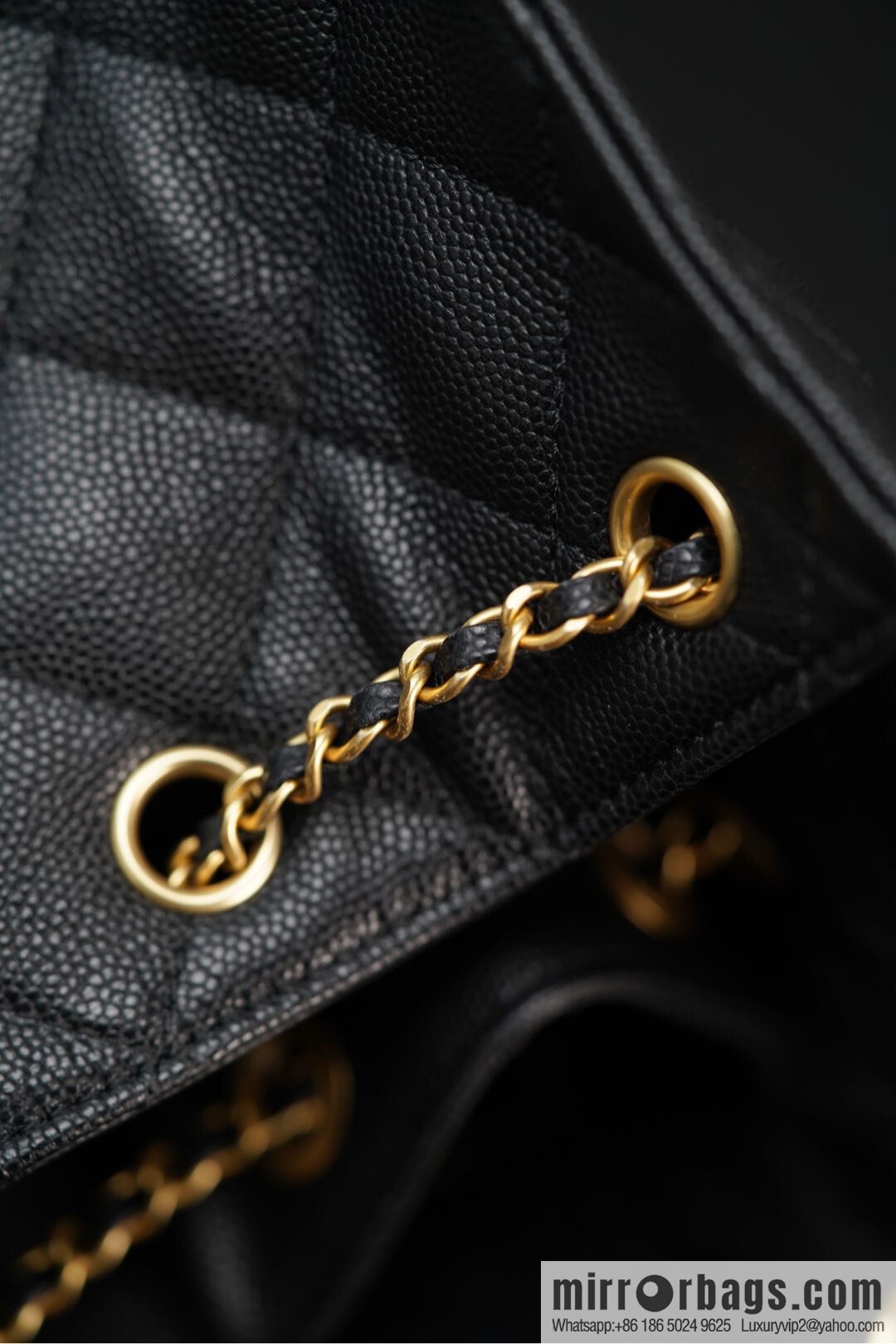 𝐂𝐡𝐚𝐧𝐞𝐥 𝟐𝟓𝐬 𝐡𝐨𝐛𝐨 𝐛𝐚𝐠 Drawstring Bucket Bag, Black Gold Caviar, Large ✔️ AS5311