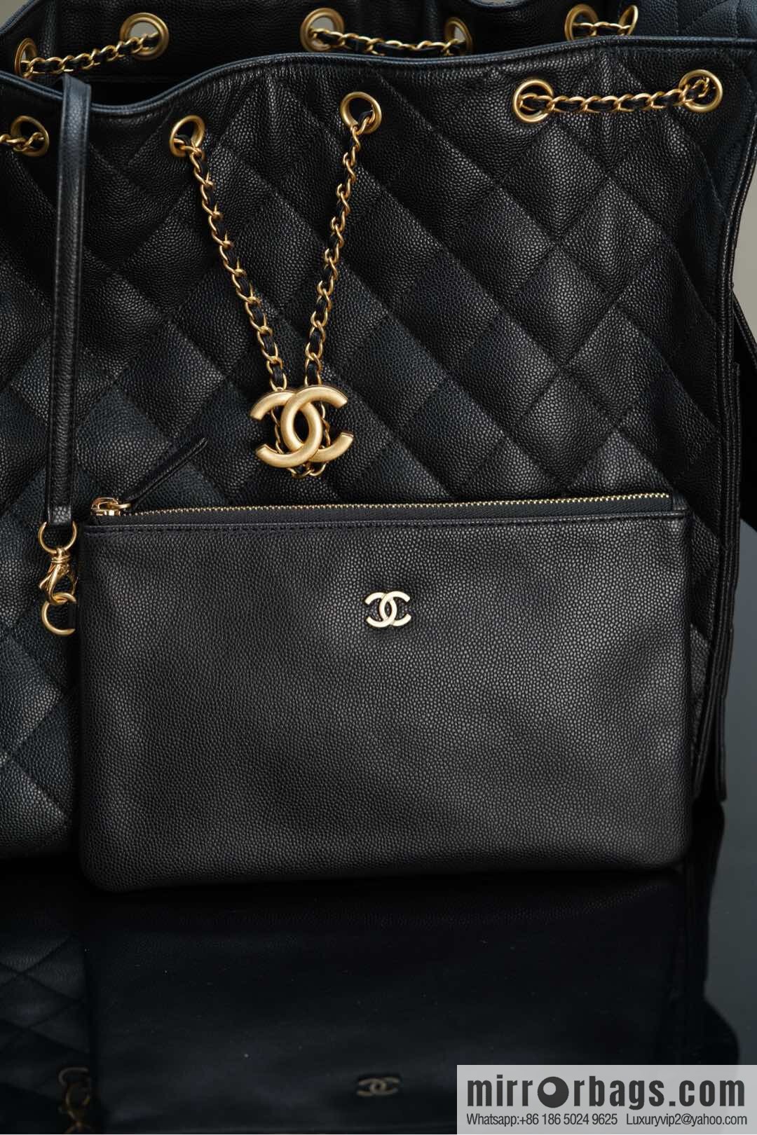 𝐂𝐡𝐚𝐧𝐞𝐥 𝟐𝟓𝐬 𝐡𝐨𝐛𝐨 𝐛𝐚𝐠 Drawstring Bucket Bag, Black Gold Caviar, Large ✔️ AS5311
