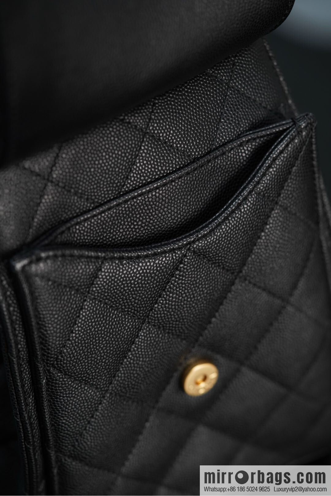 𝐂𝐡𝐚𝐧𝐞𝐥 𝟐𝟓𝐬 𝐡𝐨𝐛𝐨 𝐛𝐚𝐠 Drawstring Bucket Bag, Black Gold Caviar, Large ✔️ AS5311